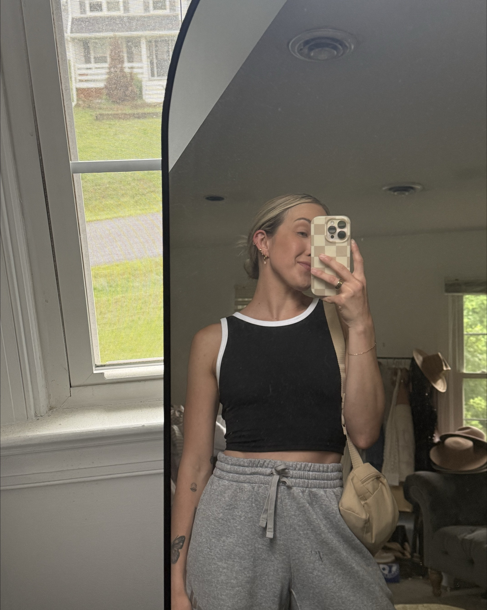 Obsessed with this top 🤭🤭 I’m wearing a size small which is pretty typical for me! 

#LTKBeauty #LTKSummerEdit #LTKStyleTip