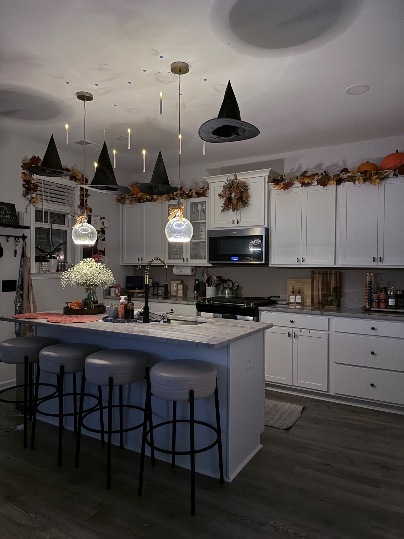 Felling spooky 👻🎃✨ 

#LTKHome #LTKSeasonal #LTKFindsUnder50