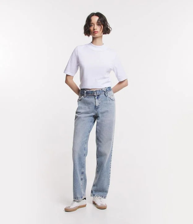 Blusa em Meia Malha com Golinha Alta e Manga Curta Branco | Renner (BR)