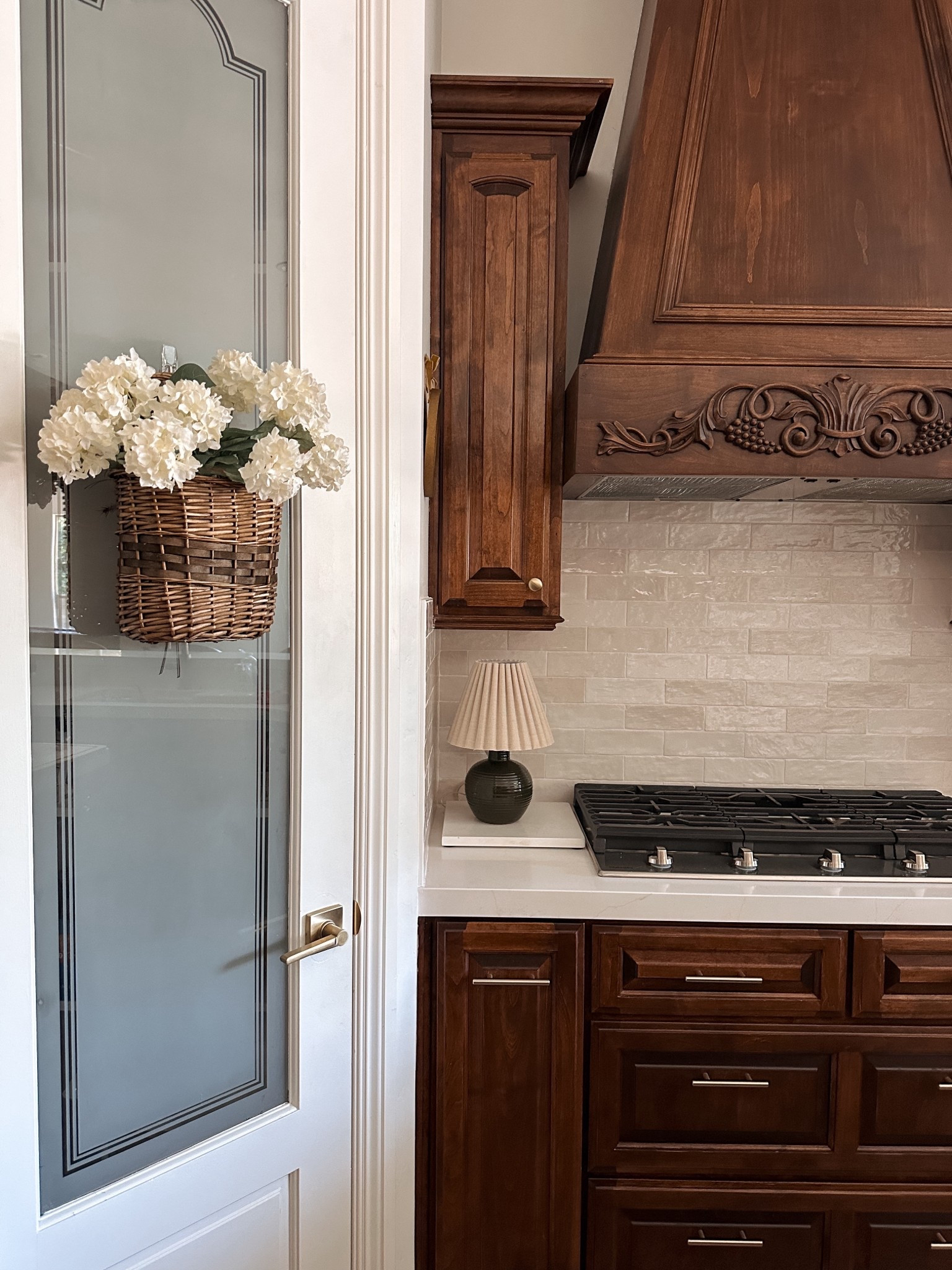 Hanging basket idea 🩷

#LTKSeasonal #LTKHome