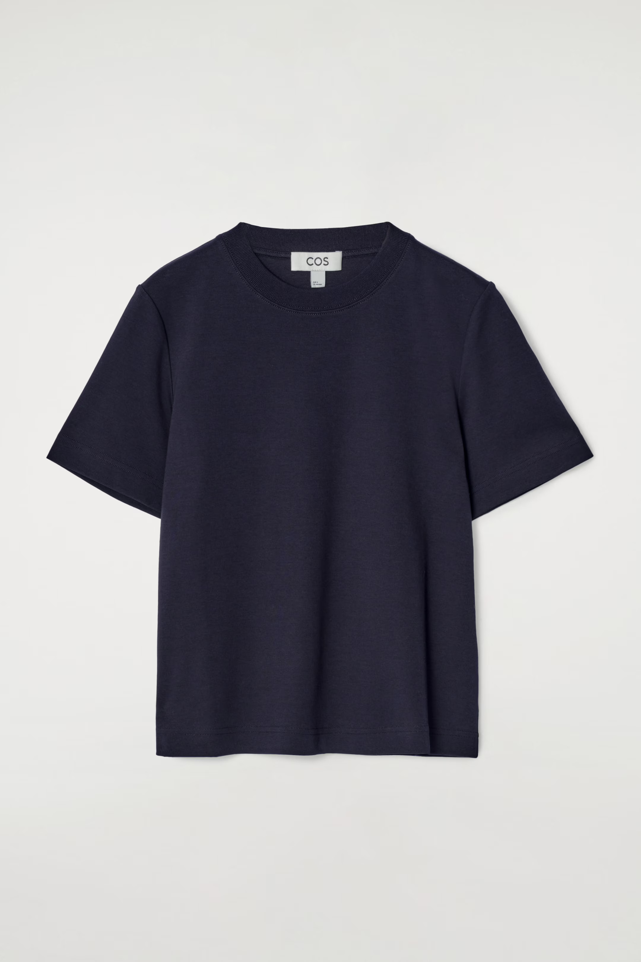CLEAN CUT REGULAR T-SHIRT - NAVY | COS | COS (EU)