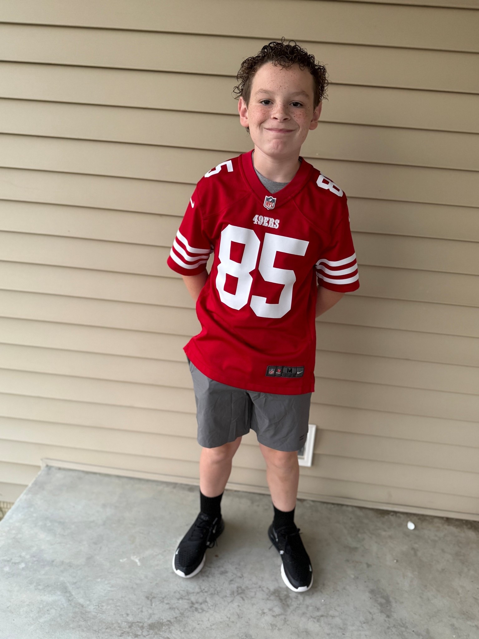 Spirit week.. sports team day 🏈 

#LTKStyleTip #LTKMens #LTKKids