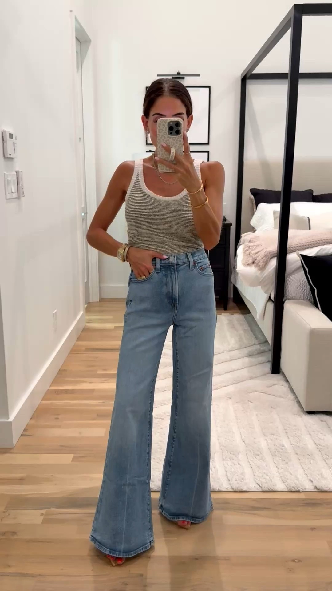 Flare jeans size 00 petite jeans affordable fall outfit

#LTKPetite #LTKSaleAlert #LTKootd