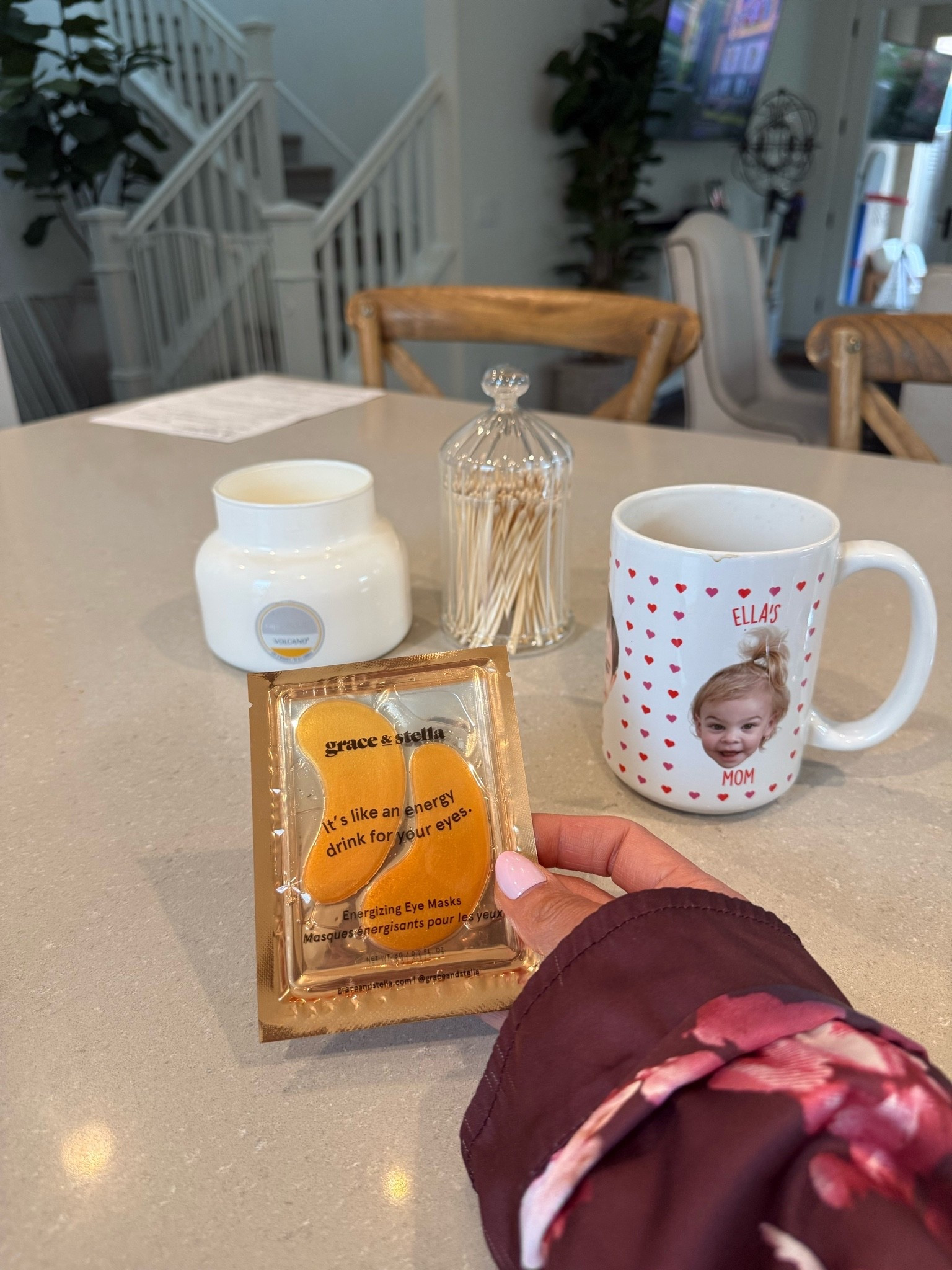 Saturday morning routine 💤☕️ Loving eye patches to help wake me up in the mornings these days. A little self care treat! 

Morning routine, self care, Amazon, Grace and Stella, eye patches, personalized coffee Mug, Type League Press, Voluspa, candle, home decor, Target, Free People lookalike pajamas, press on nails

#LTKselfcare #LTKmorningroutine #LTKmomlife