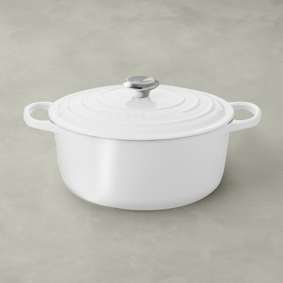 Le Creuset Signature Enameled Cast Iron Round Dutch Oven | Williams-Sonoma