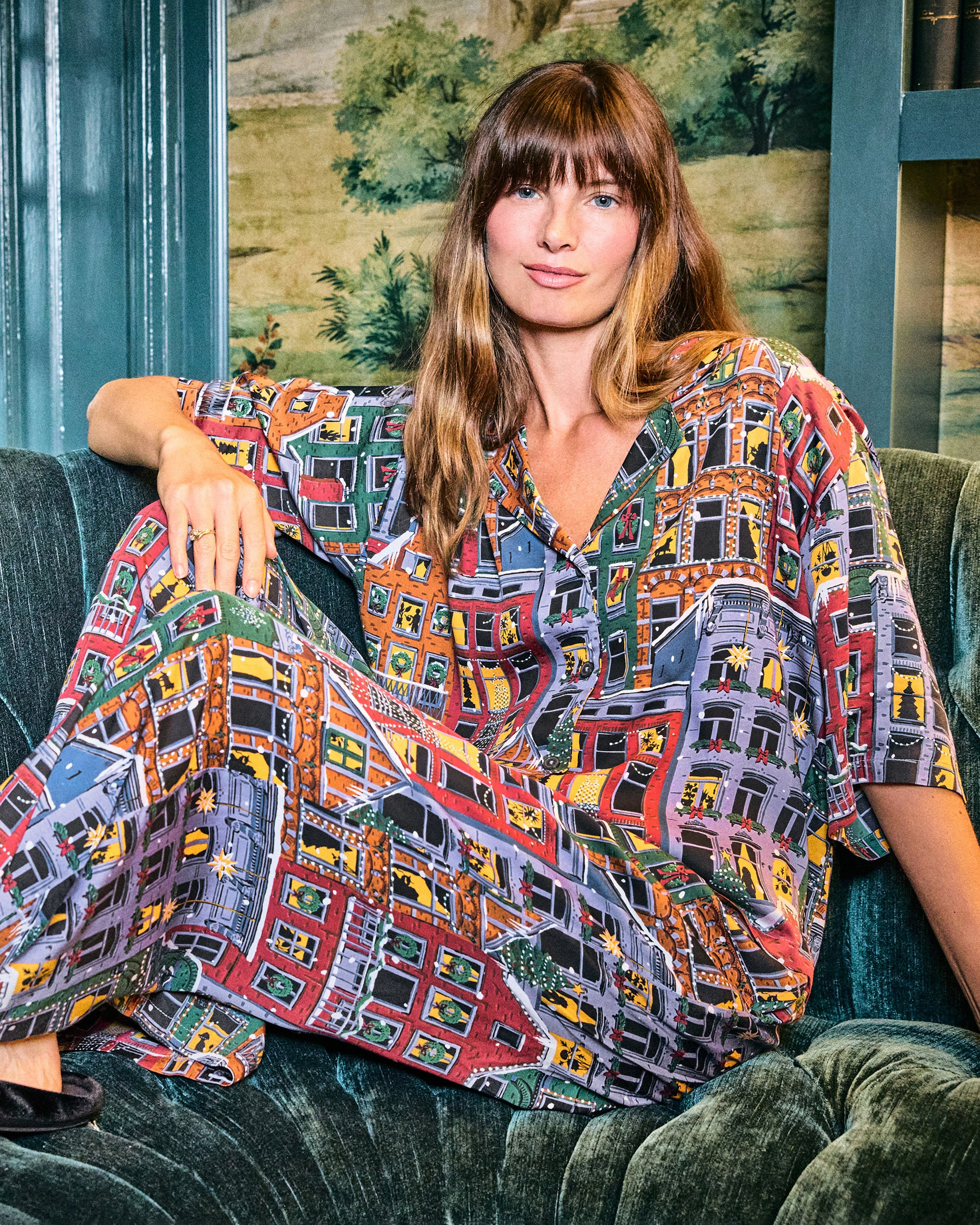 Manhattan Christmas - Eco Satin Wildest Dreams Set - Cozy Brownstone | Printfresh