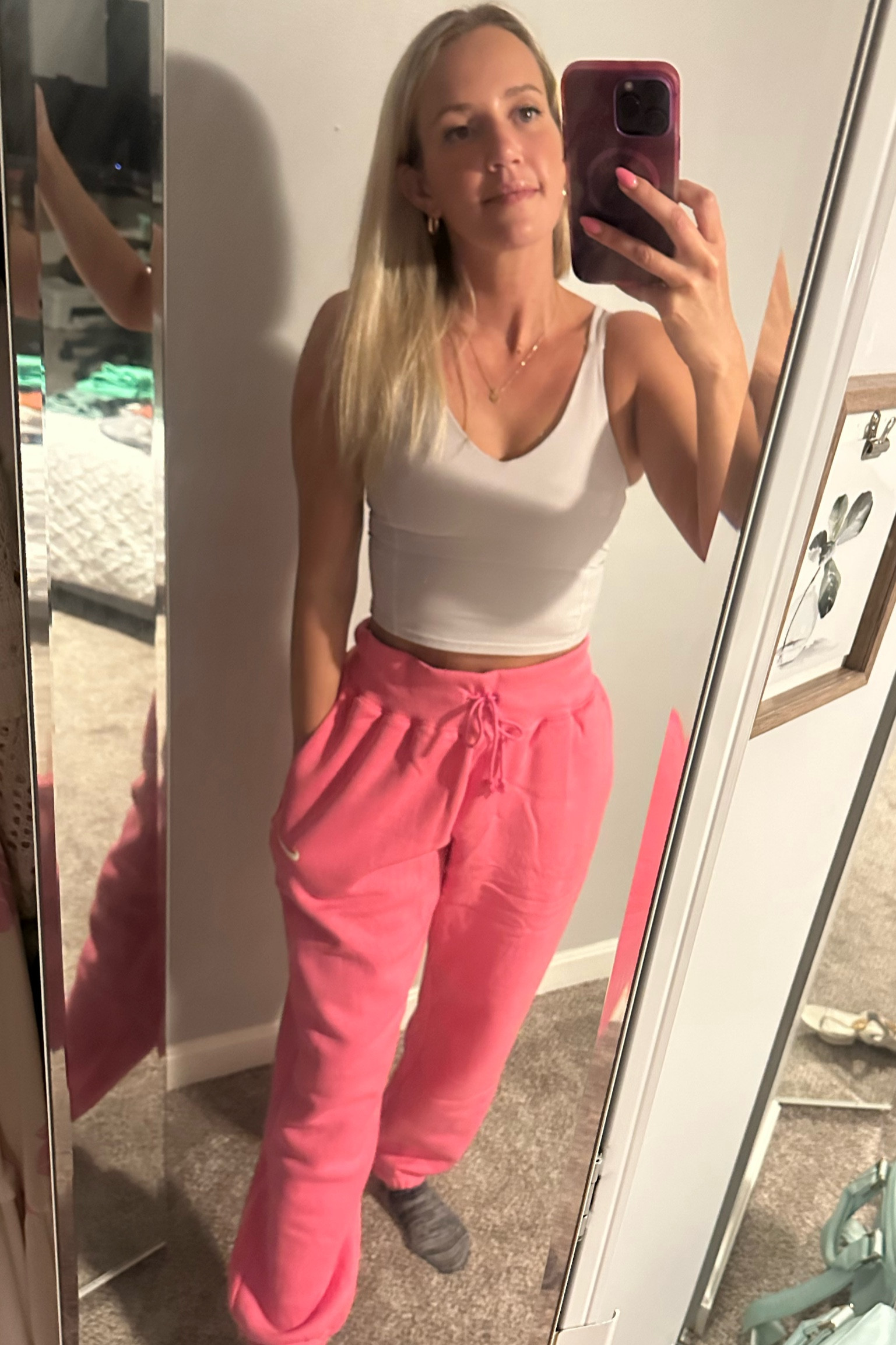 New favorite nike sweats - sooo comfy. Paired with an align dupe top from Amazon. Wearing a size small in both 💕

#LTKunder100 #LTKfit #LTKbump