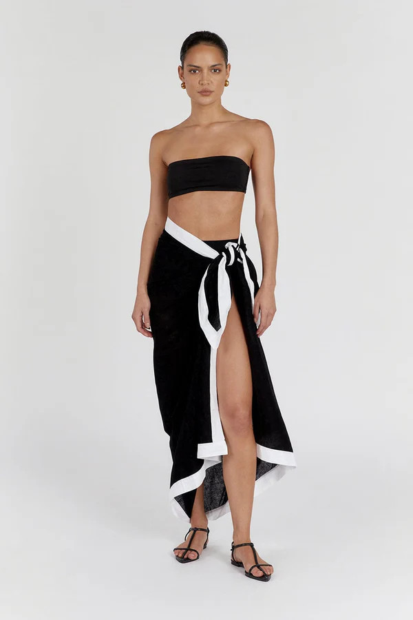 CALLIE BLACK BANDEAU TOP | DISSH