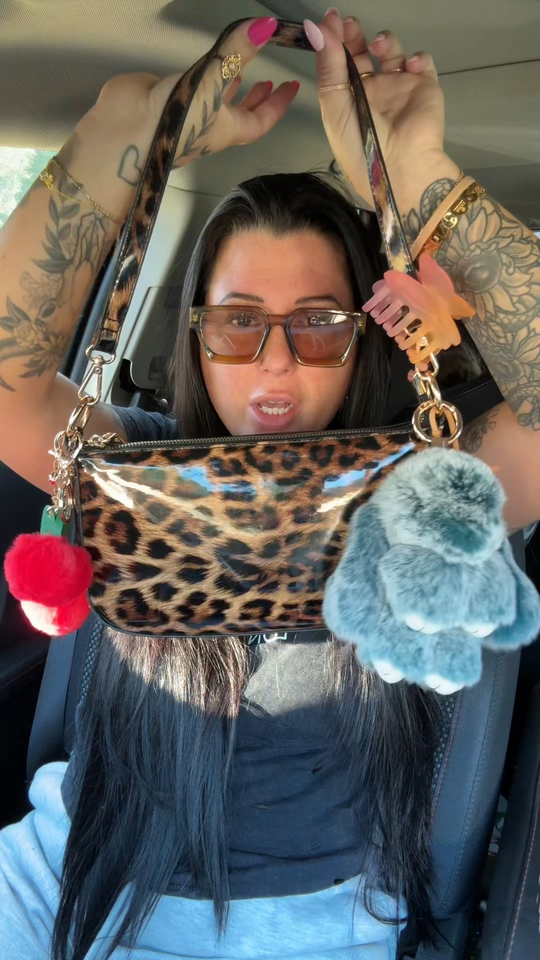 Junk purse!! #purse #pursekeychain 

#LTKItBag #LTKVideo #LTKFindsUnder50