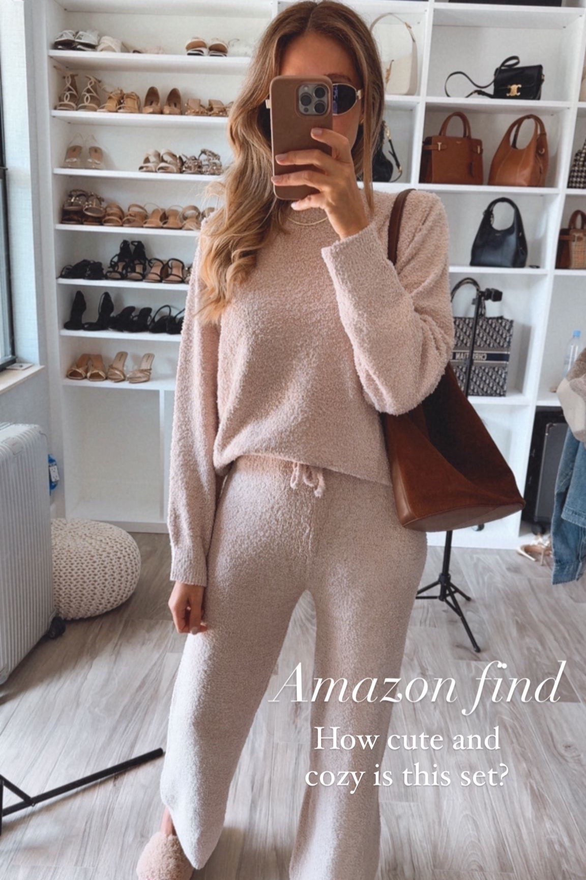 Adorable Amazon set 
Ultra comfortable and light 
Runs tts . Wearing a size small 
Winter outfit 


#LTKootd #LTKU #LTKSeasonal