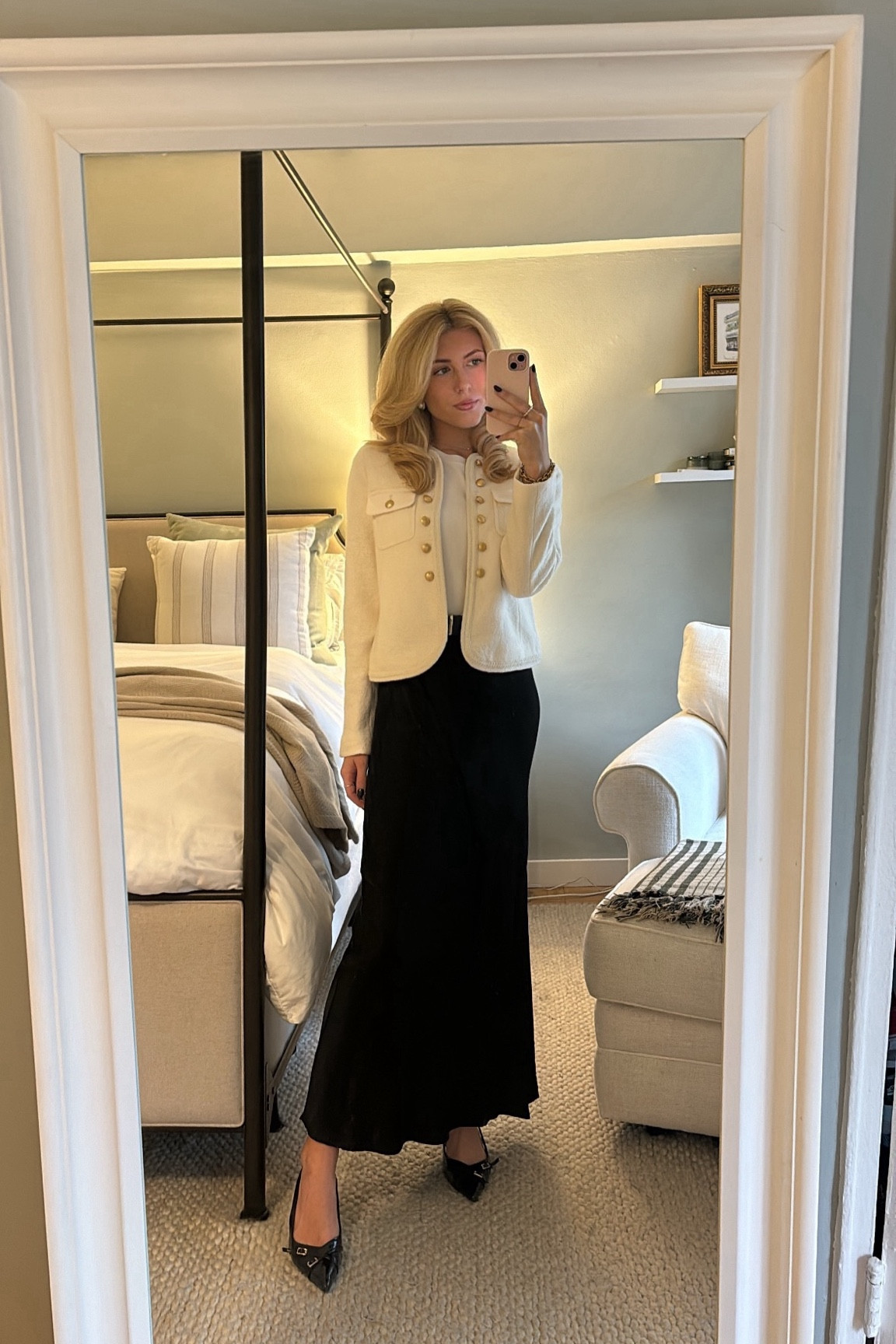 🖤🤍

#LTKStyleTip #LTKWorkwear #LTKSeasonal