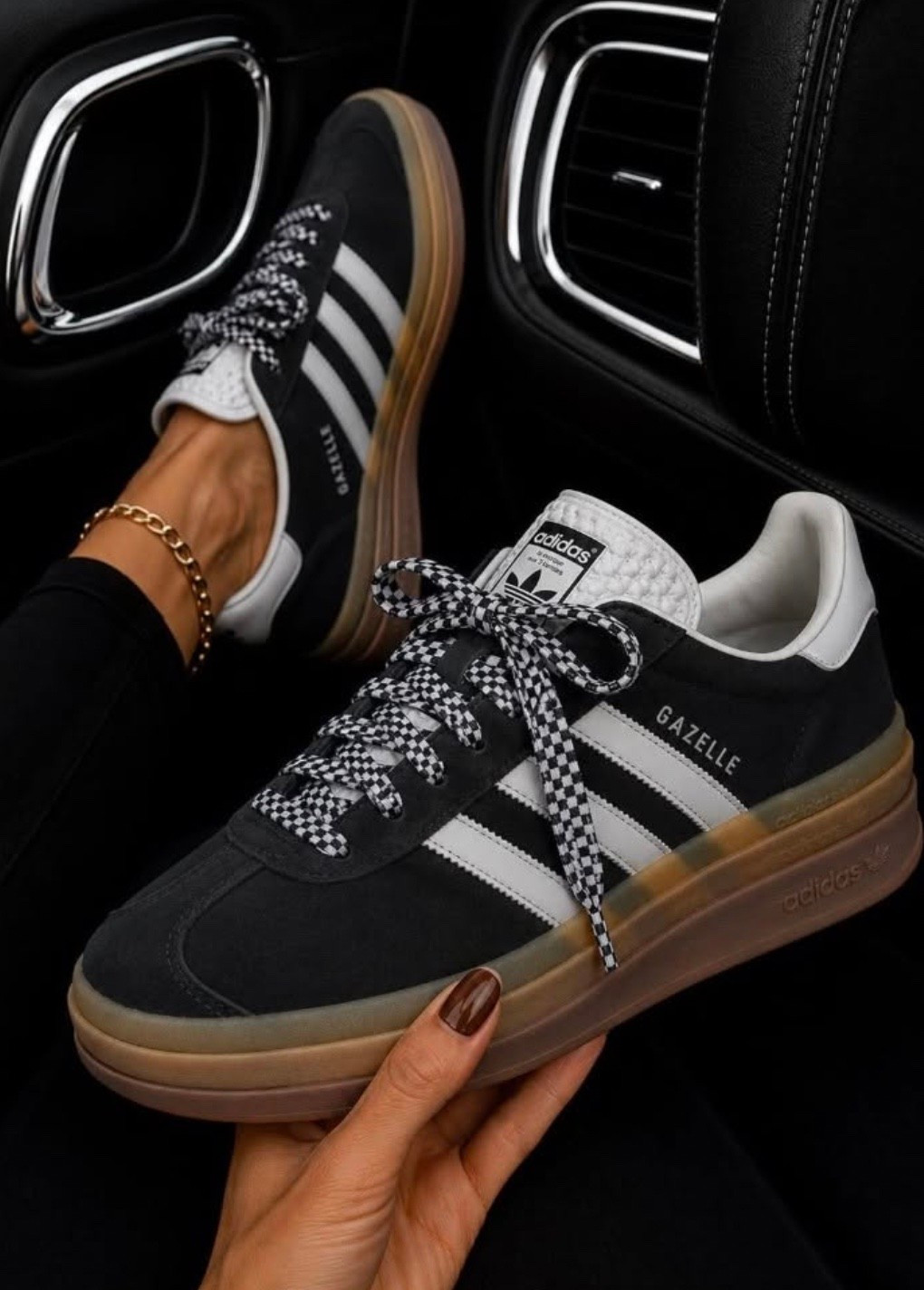 Adidas is not playing around today…30% OFF one of their best selling styles.

#LTKootd #LTKdayinmylife #LTKmomlife