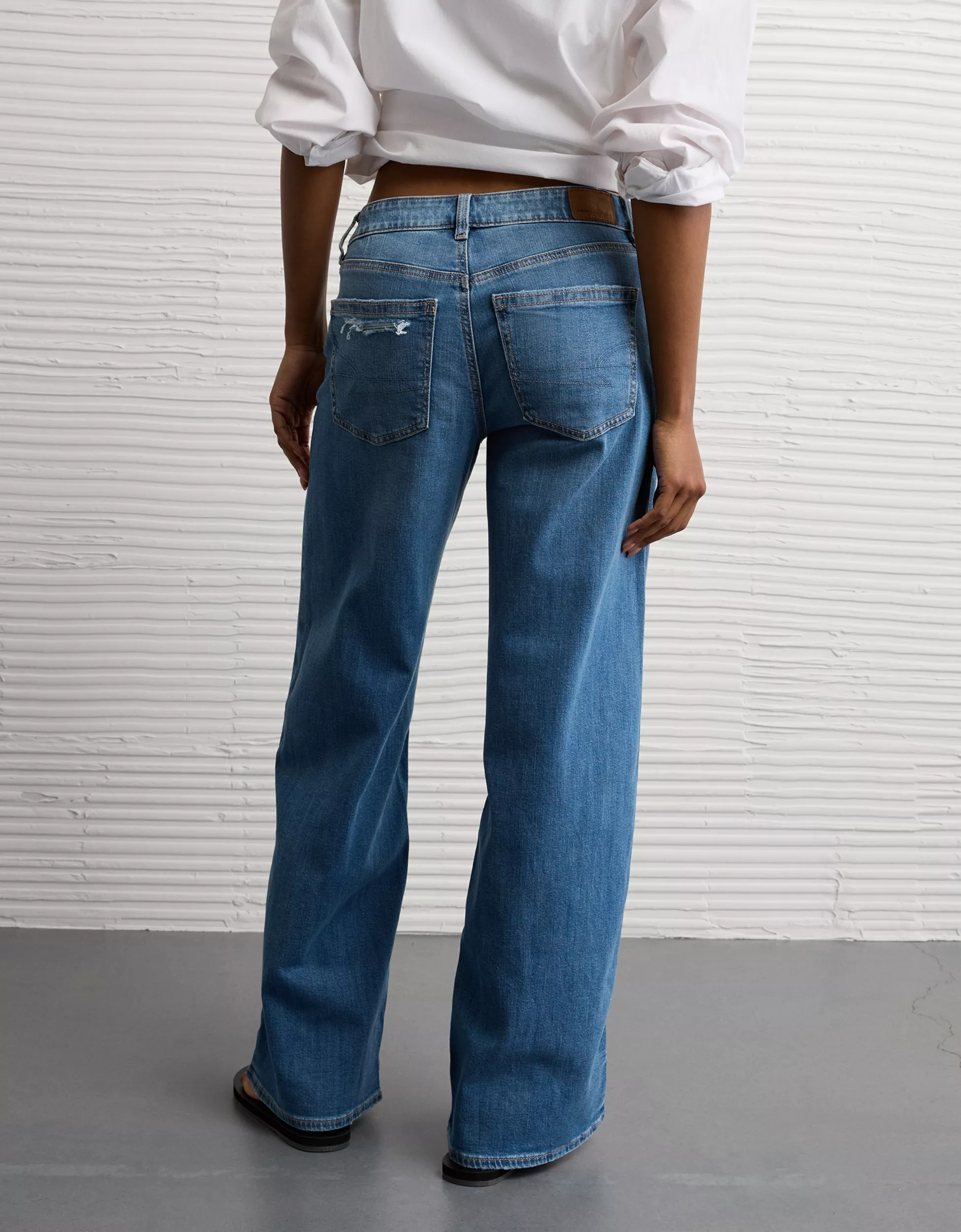 AE Stretch Low-Rise Baggy Wide-Leg Jean | American Eagle Outfitters (US & CA)