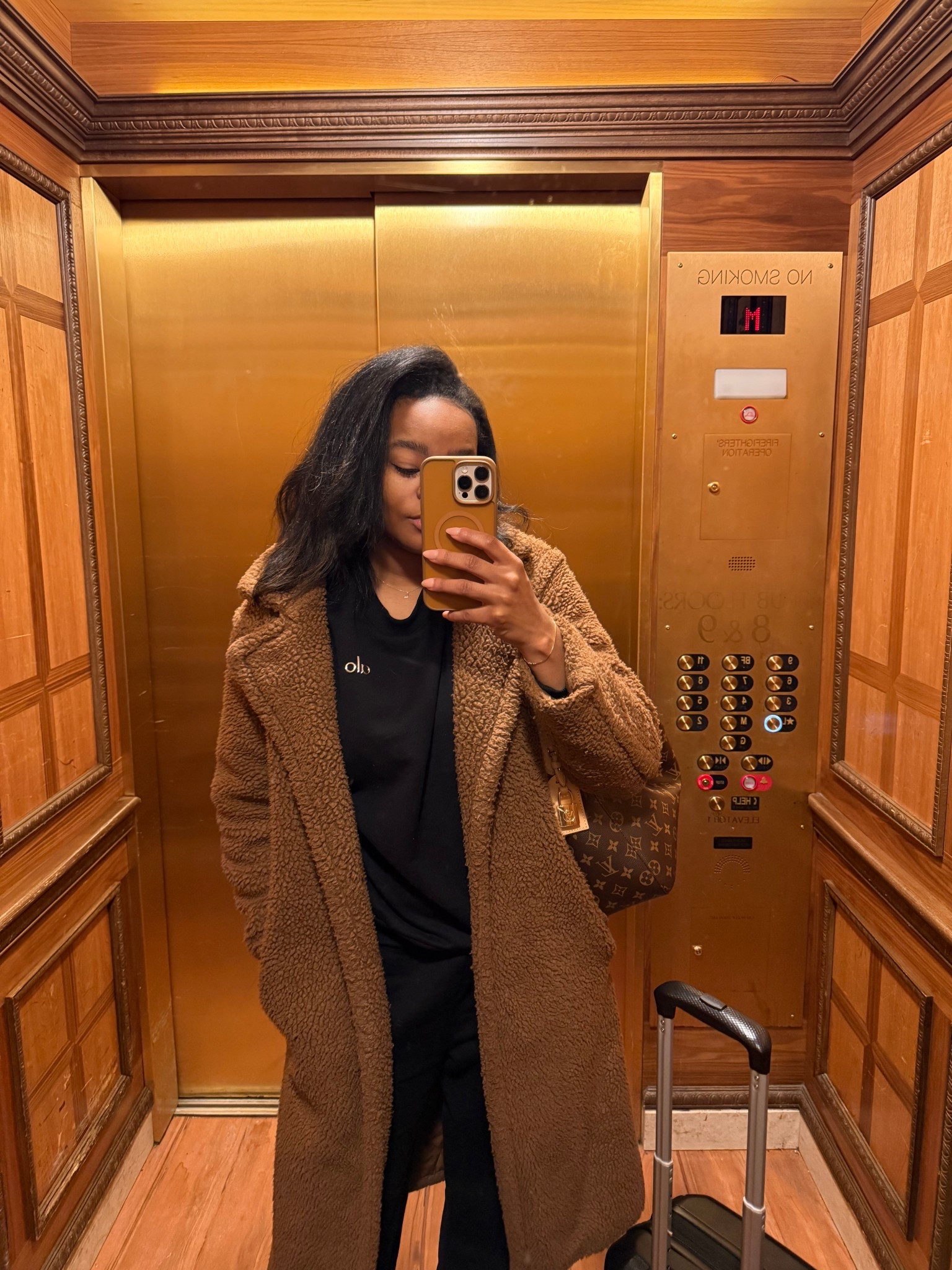 Travel outfit 🖤

#LTKTravel