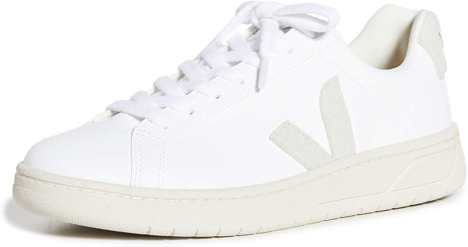 Veja Women's Urca Sneakers | Amazon (US)