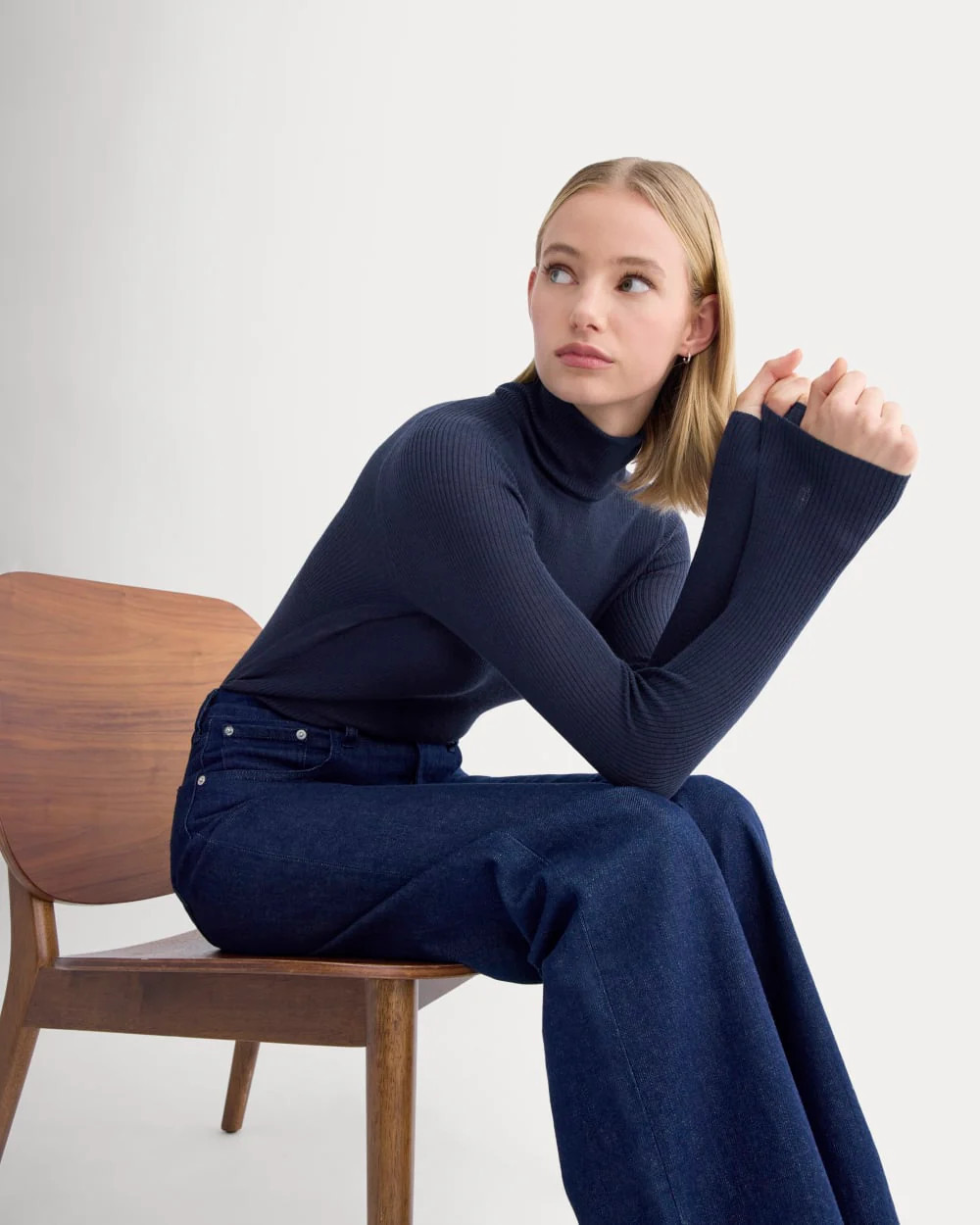 Everlane Turtleneck in Ultrasoft Merino Sweater | Rich Navy | L | Wool | Everlane