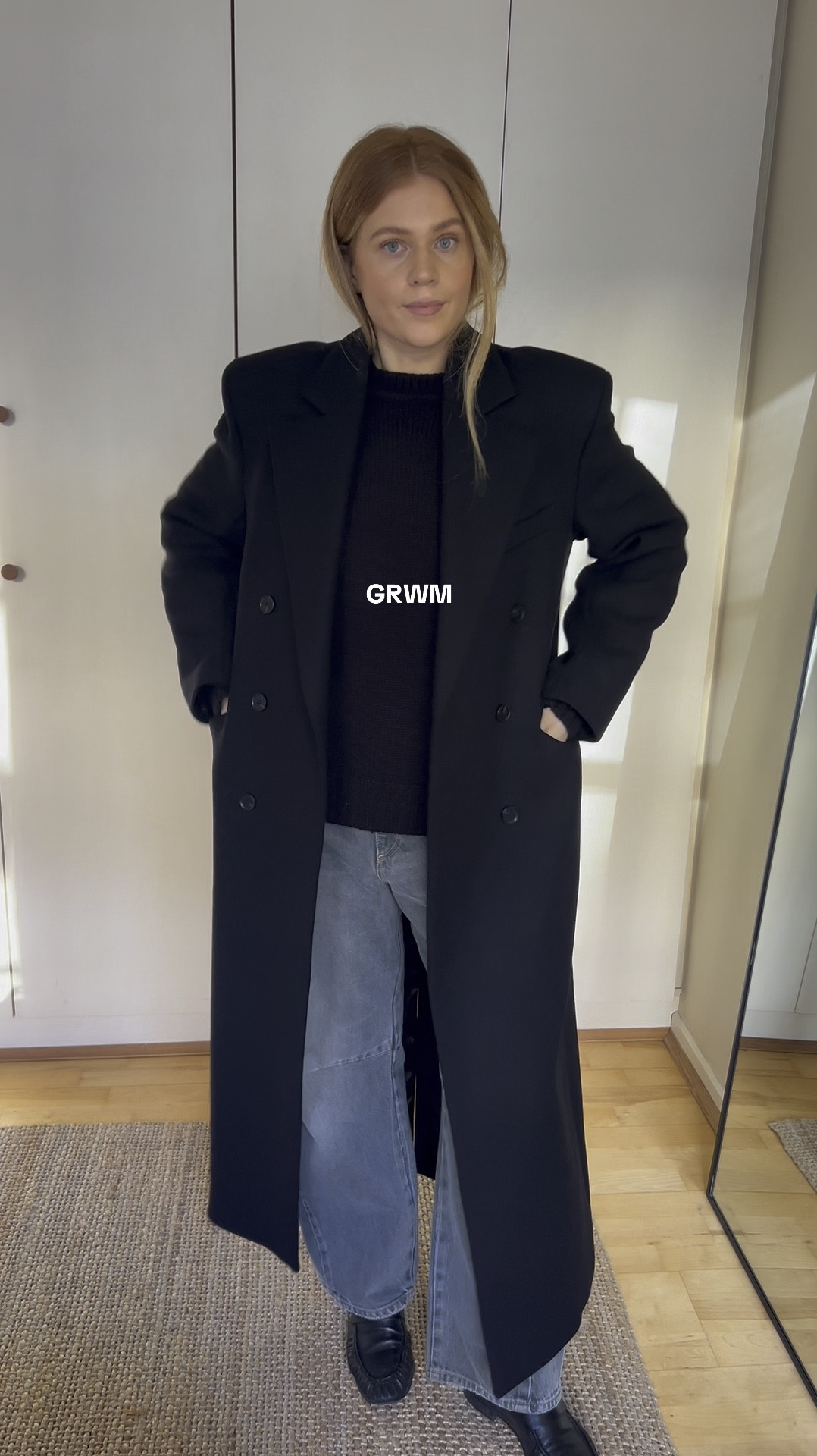 London ootd

Jeans - zara baggy balloon 

#LTKstyletip #LTKshoes #LTKmodest