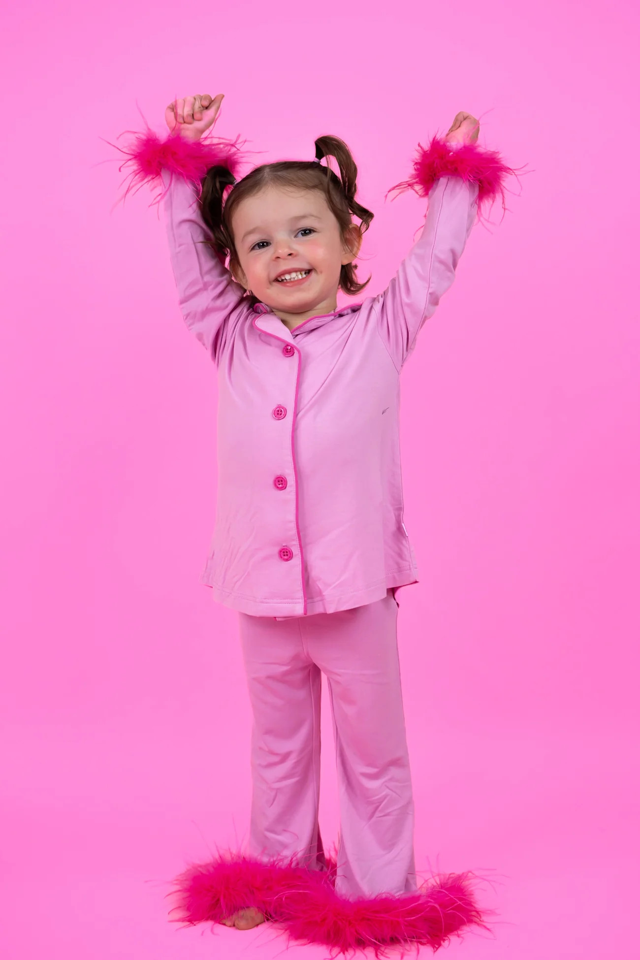 BUBBLEGUM GIRL’S FLARE FEATHERED DREAM SET | Dream Big Little Co.