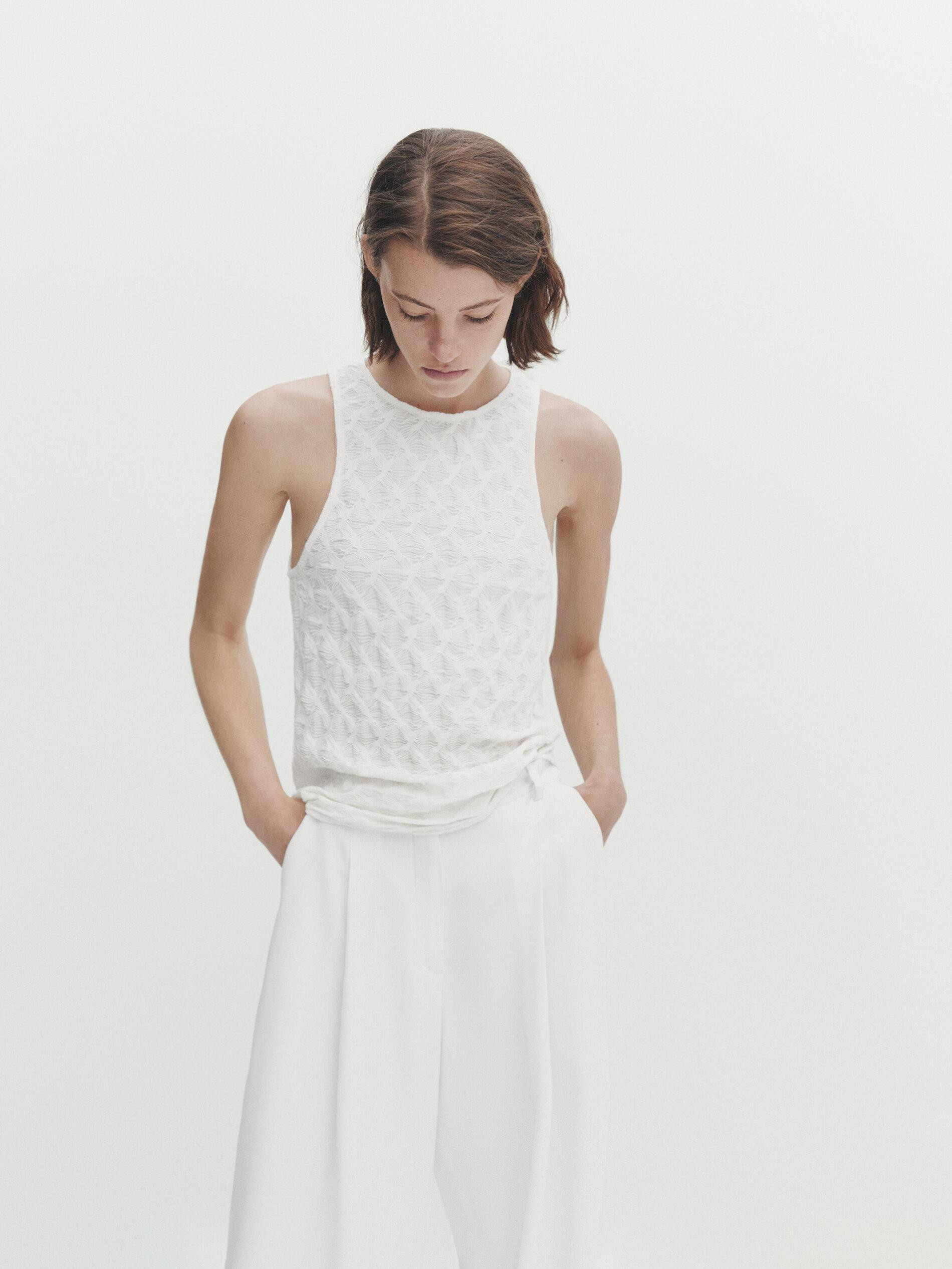 Ärmelloses Top mit Strukturmuster | Massimo Dutti DE