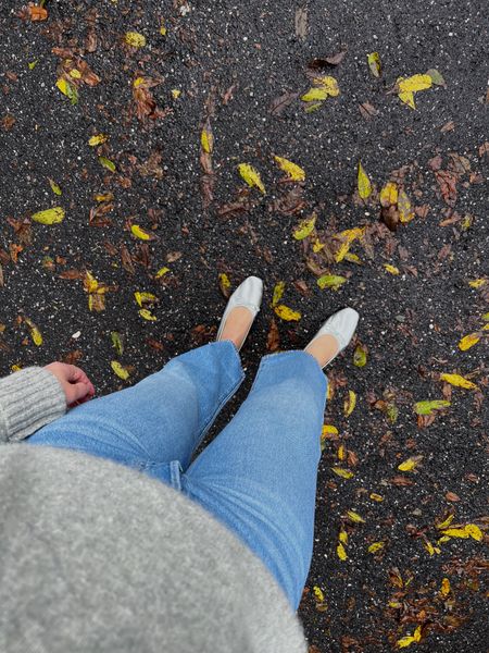 Finally not raining so we break out the silver flats. These are seriously the most comfortable flats, zero breaking in! 

#LTKSeasonal #LTKfindsunder100 #LTKshoecrush