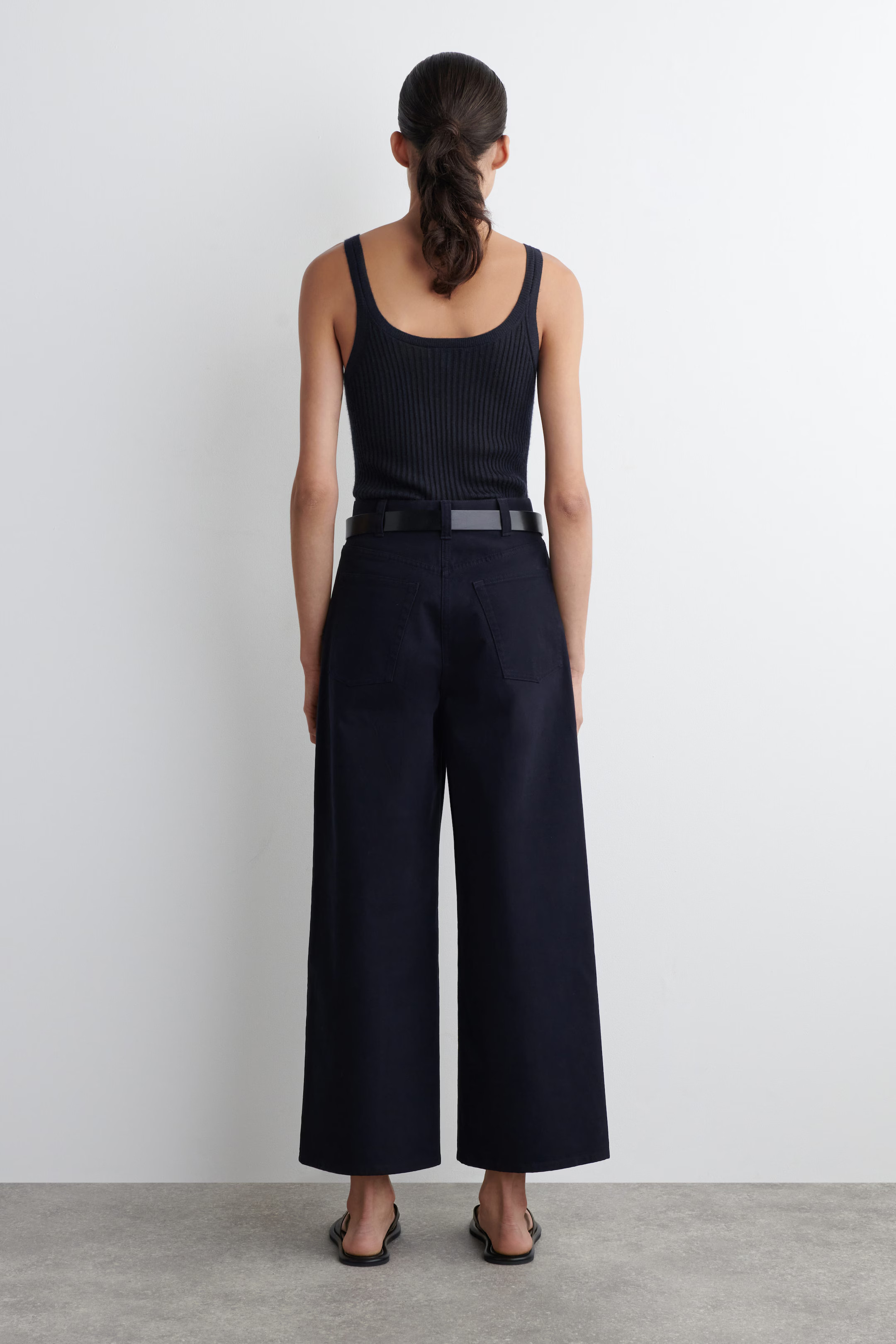 COTTON CROPPED WIDE-LEG TROUSERS - NAVY | COS | COS UK