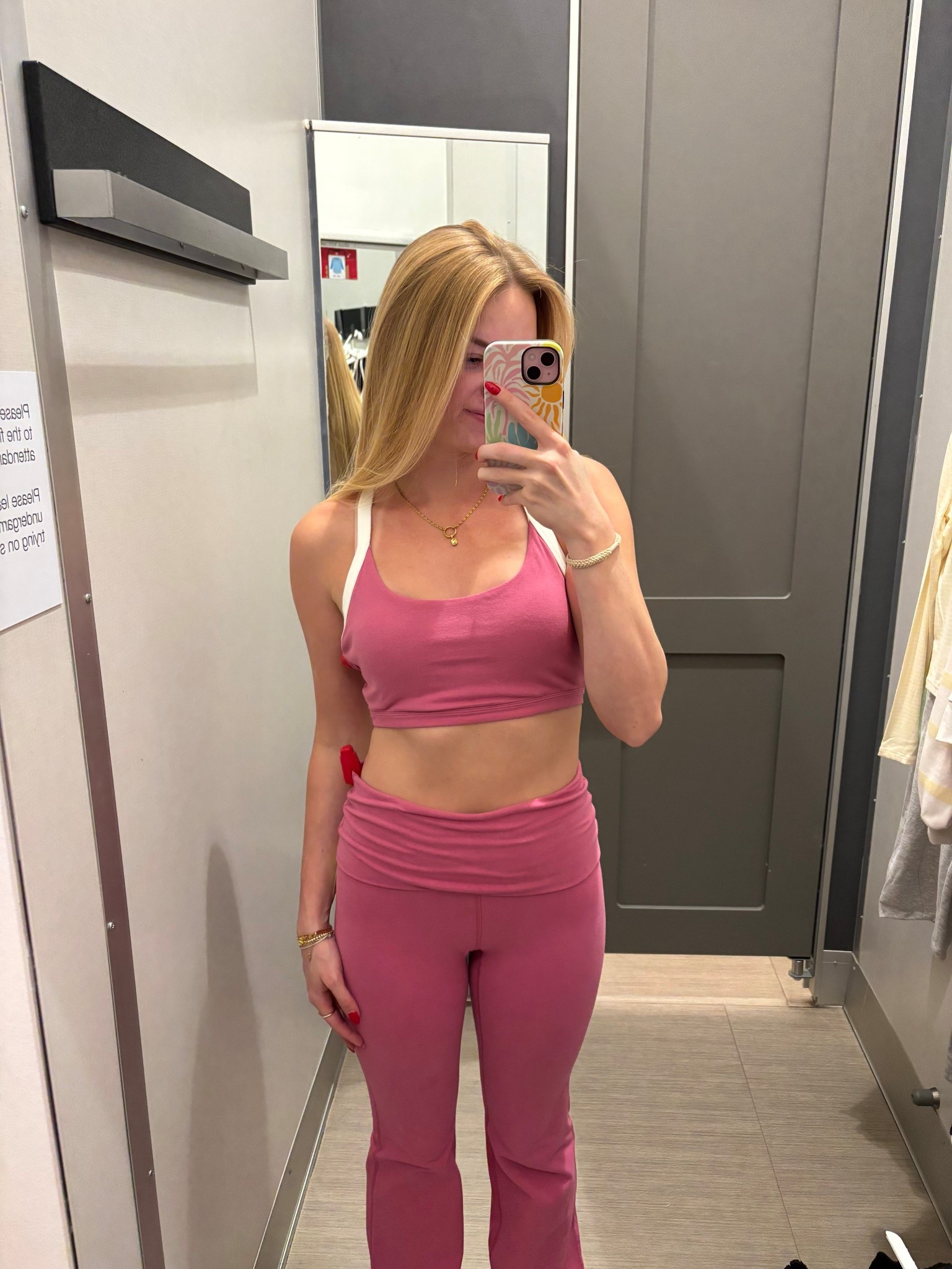 prettiest workout set! wearing size small in both 

#LTKootd #LTKValentine #LTKfitnessgoals