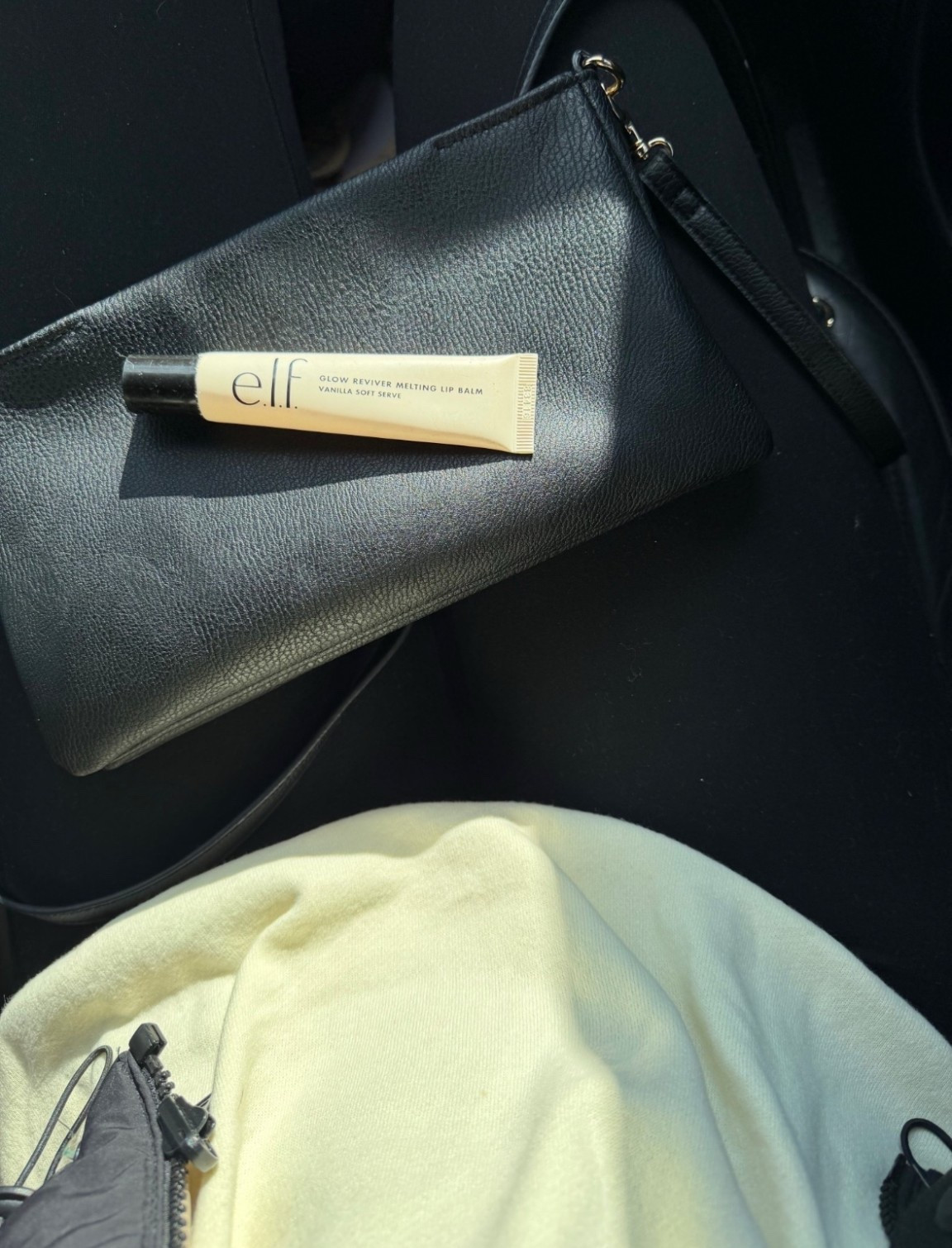 The lip balm that lives in every bag. So hydrating with the prettiest glossy finish, I reapply this all day.

lip balm, everyday makeup, glossy lips, hydrated lips, elf beauty, purse essentials, on the go beauty, simple makeup routine, SavannahK 

 

#LTKootd #LTKSeasonal #LTKBeauty
