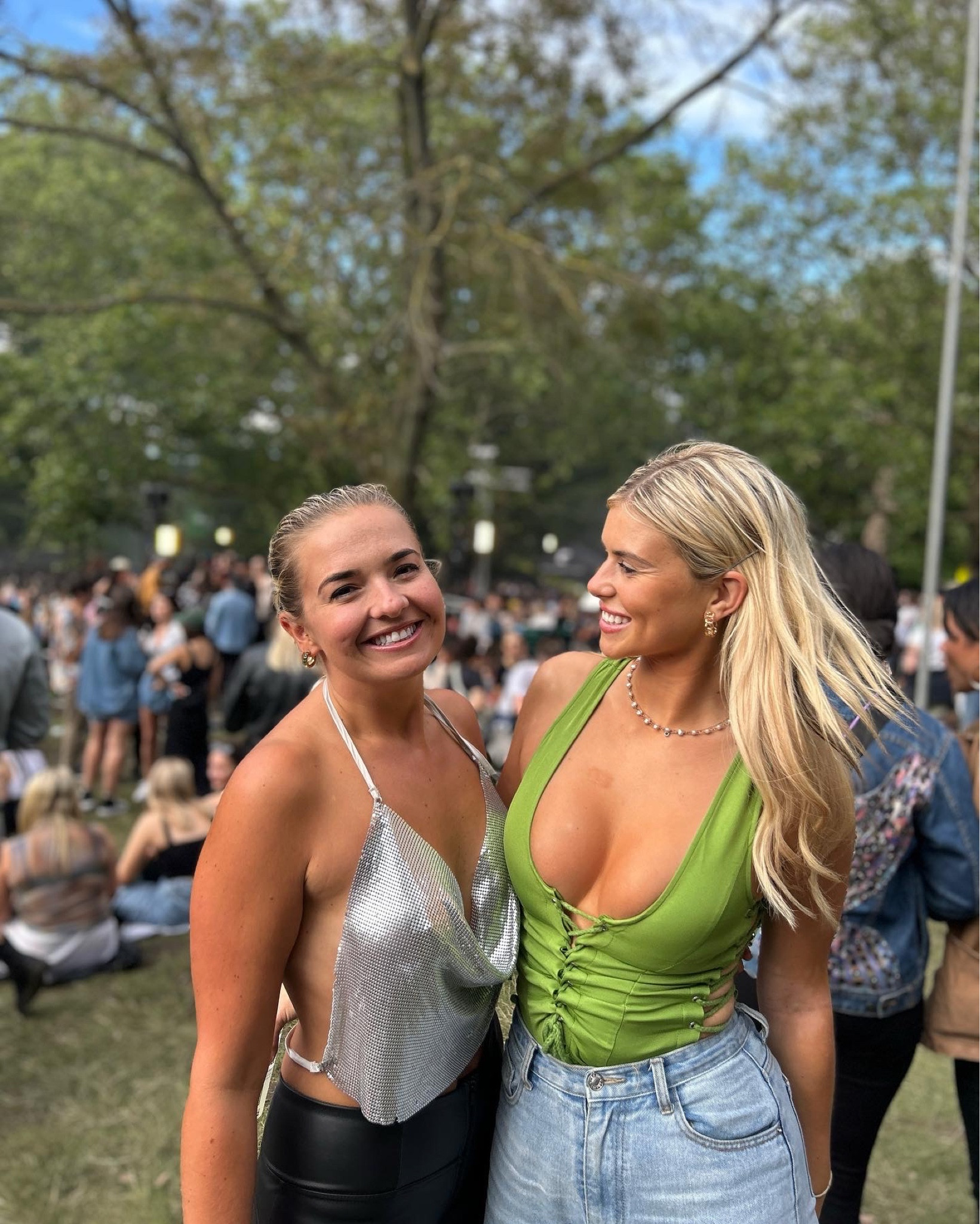 Green top vibe 🍀💚

#LTKsalealert #LTKSeasonal #LTKstyletip