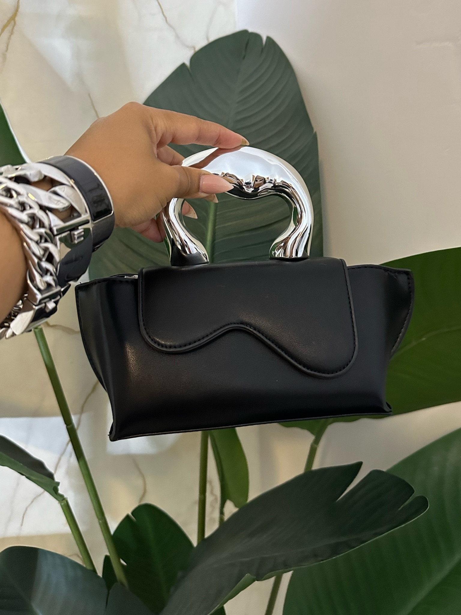 Cute Affordable Amazon Bags
Also Comes with Crossbody Strap.

#LTKmidsize #LTKHoliday #LTKstyletip