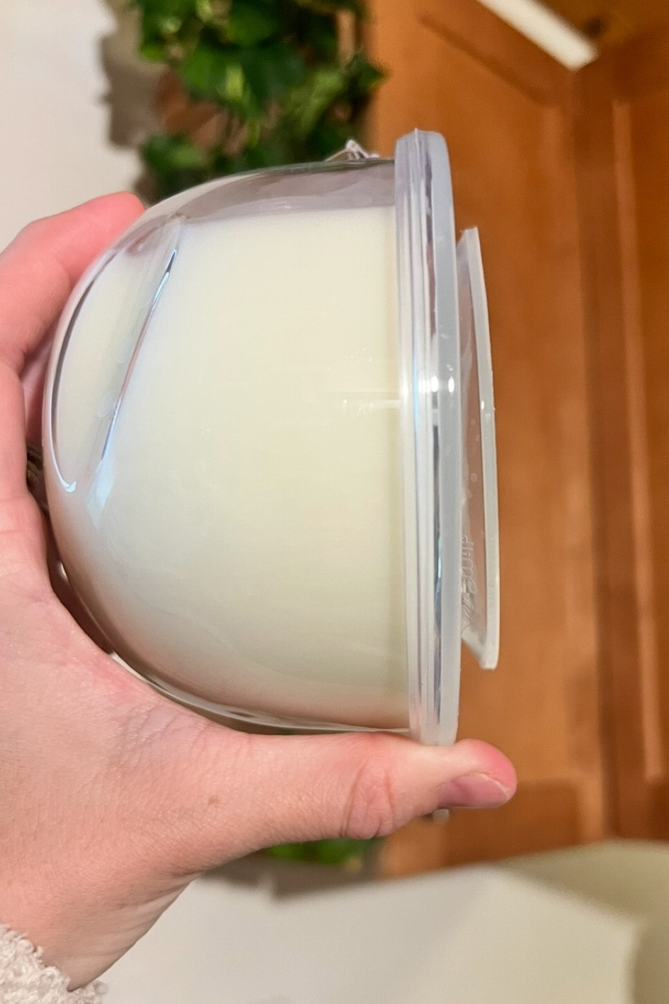 Pumping doesn’t have to mean being stuck to the wall anymore. The Legendairy Milk Collection Cups make it so easy to pump on the go, hands-free, and without all the bulk. They fit comfortably inside your bra, hold an amazing amount of milk, and clean up so easily. Honestly, a total game changer for busy moms, multitaskers, and anyone who wants freedom while they pump 🍼✨
#breastfeedingmom #pumpingmom #postpartumessentials #breastpump #collectioncups 