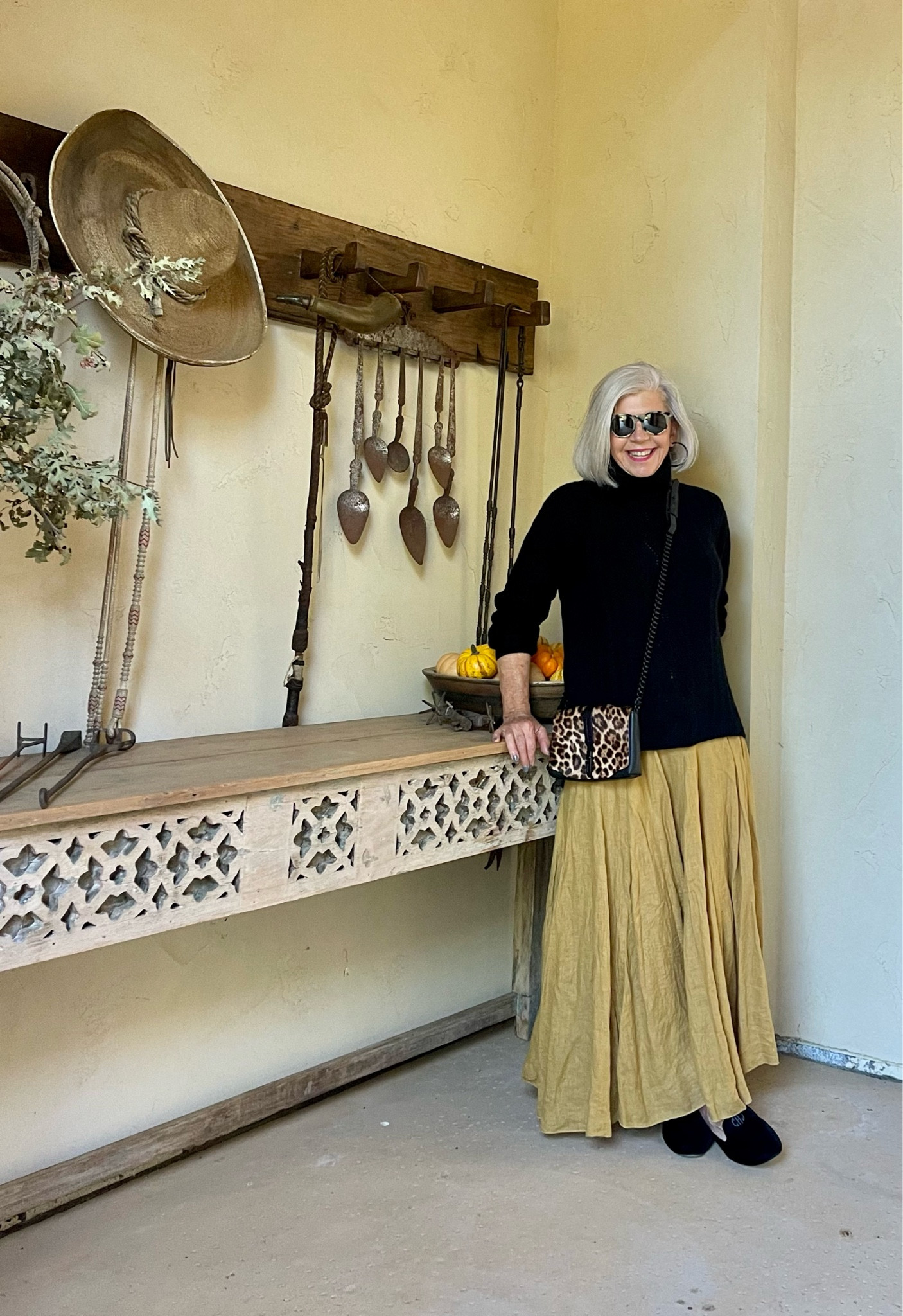 Quinn cashmere sweater with maxi skirt

#cashmereturtleneck #maxiskirt