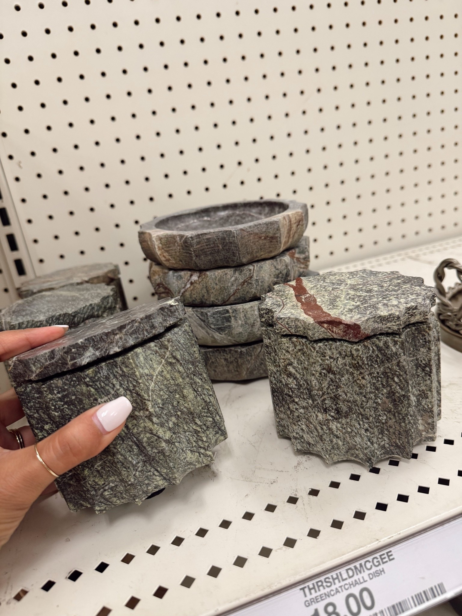 First look 👀 new Studio McGee and Target items coming soon!

Target, Target decor, Target items, new at Target, new Target collection, for the home, styling, interiors, shelf styling, bedroom, bathroom, living room, home finds, affordable home decor, budget friendly decor

#LTKHome