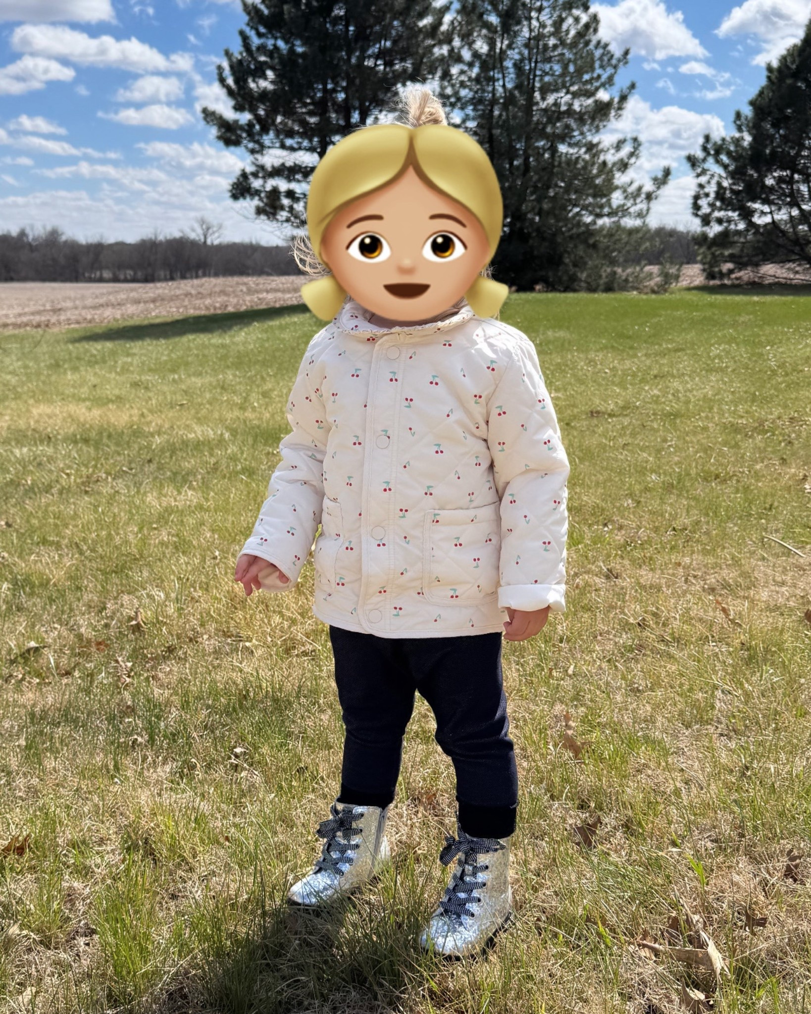 The cutest little girls quilted jacket 🍒 I love the scalloped collar detail. Multiple colors/variations. Buttons only; no zipper. Two front pockets.

My girl is 2 and is wearing a 4T bc I wanted her to get more use out of it. I hardly had to roll the sleeves and I think it fits her perfectly yet she’ll still be able to wear it next year. 


Toddler girl style, spring jacket, glitter boots

#LTKmomlife #LTKKids #LTKBaby