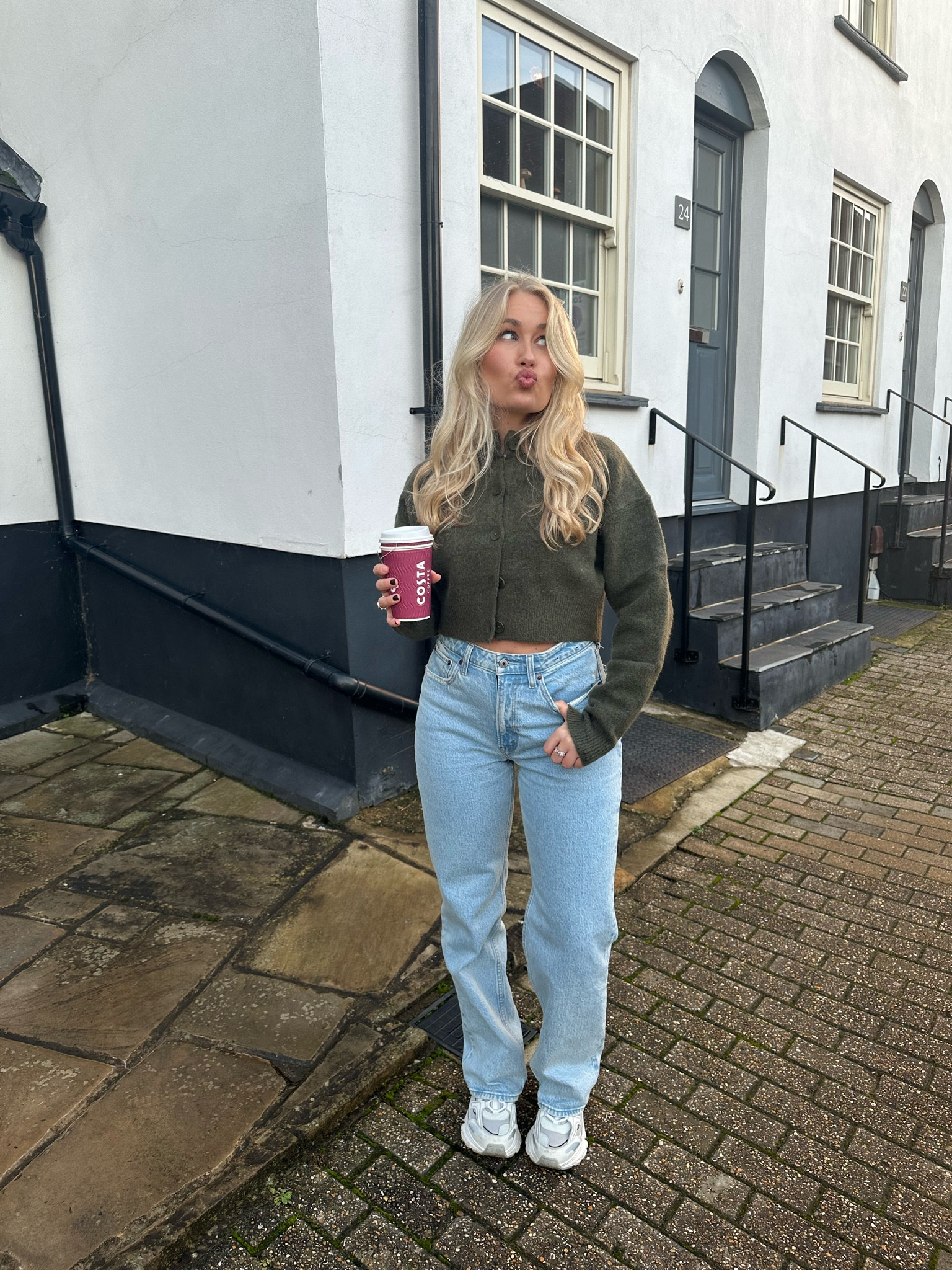 winter outfit of the day 🫶🏼

the khaki cardi is Zara. 
jeans are from my fave brand ever for jeans!!! A&F. I wear a size 27 length reg for ref. 



#LTKstyletip #LTKSeasonal