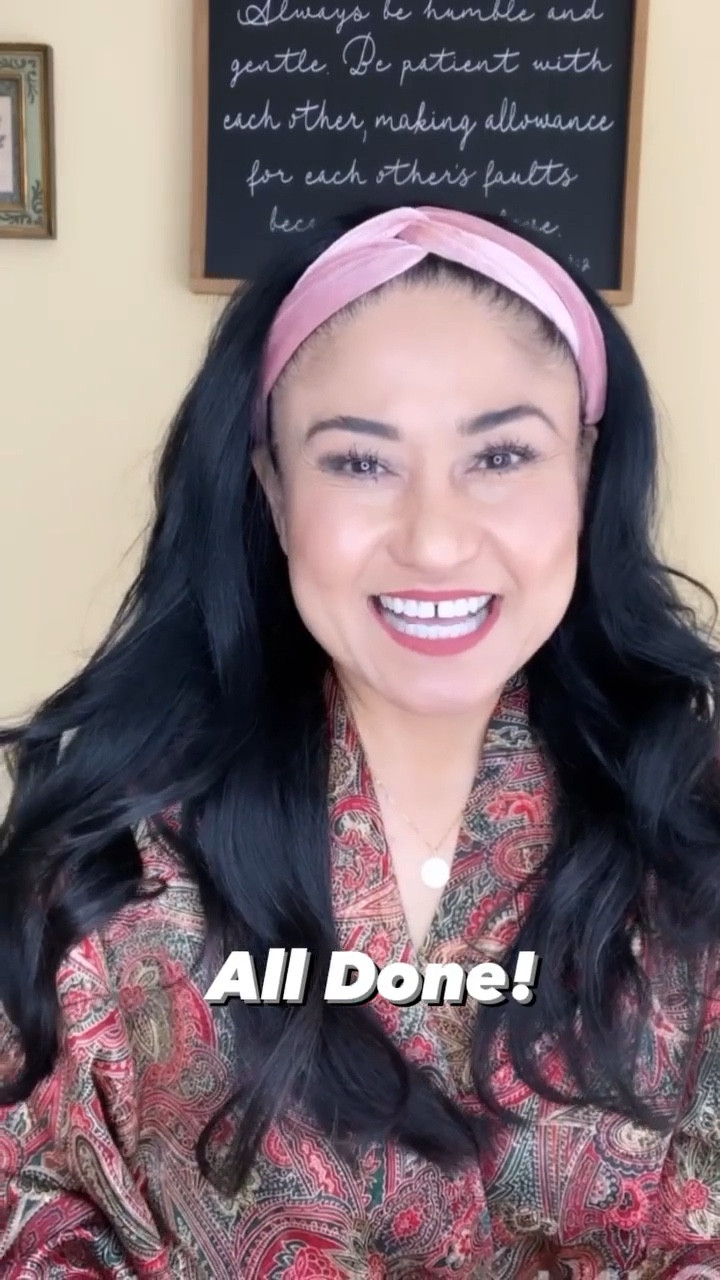 Makeup is an art — there are no strict rules, just creativity! But if you’ve ever struggled with getting your brows to look balanced, I’ve got you covered!

Here’s my simple guide to drawing even, natural-looking eyebrows every time 💁‍♀️ My product is not available so I’ve attached similar products!

Which brow shape do you love — bold and defined or soft and natural? 💖
 Save this for your next makeup look and tag me when you try it!

#BrowGoals #MakeupTips #BeautyHacks #FlawlessBrows #MakeupArtist

#LTKBeauty #LTKStyleTip