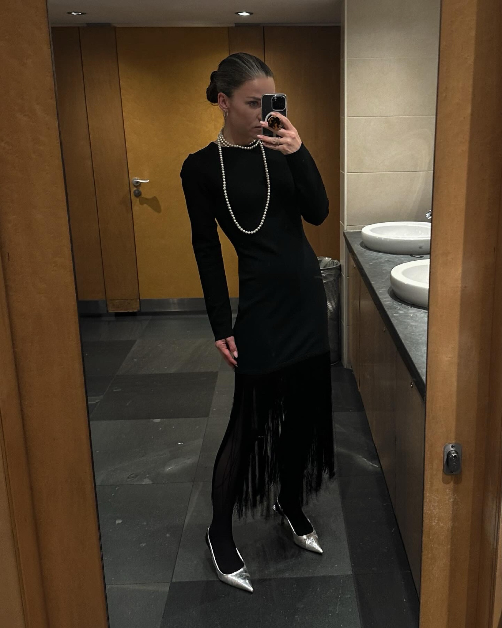 Minimal style, silver heels, minimalistic looks, neutrals, old money, pearl necklace.

#LTKshoecrush #LTKeurope #LTKparties