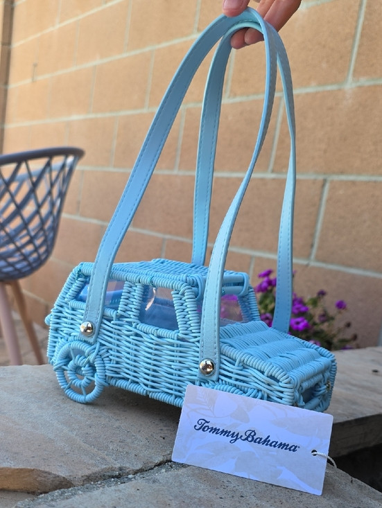 Viral Tommy Bahama Baby Blue Wicker Jeep Handbag....\ud83d\ude99 beep beep!! \ud83d\ude0d | Poshmark