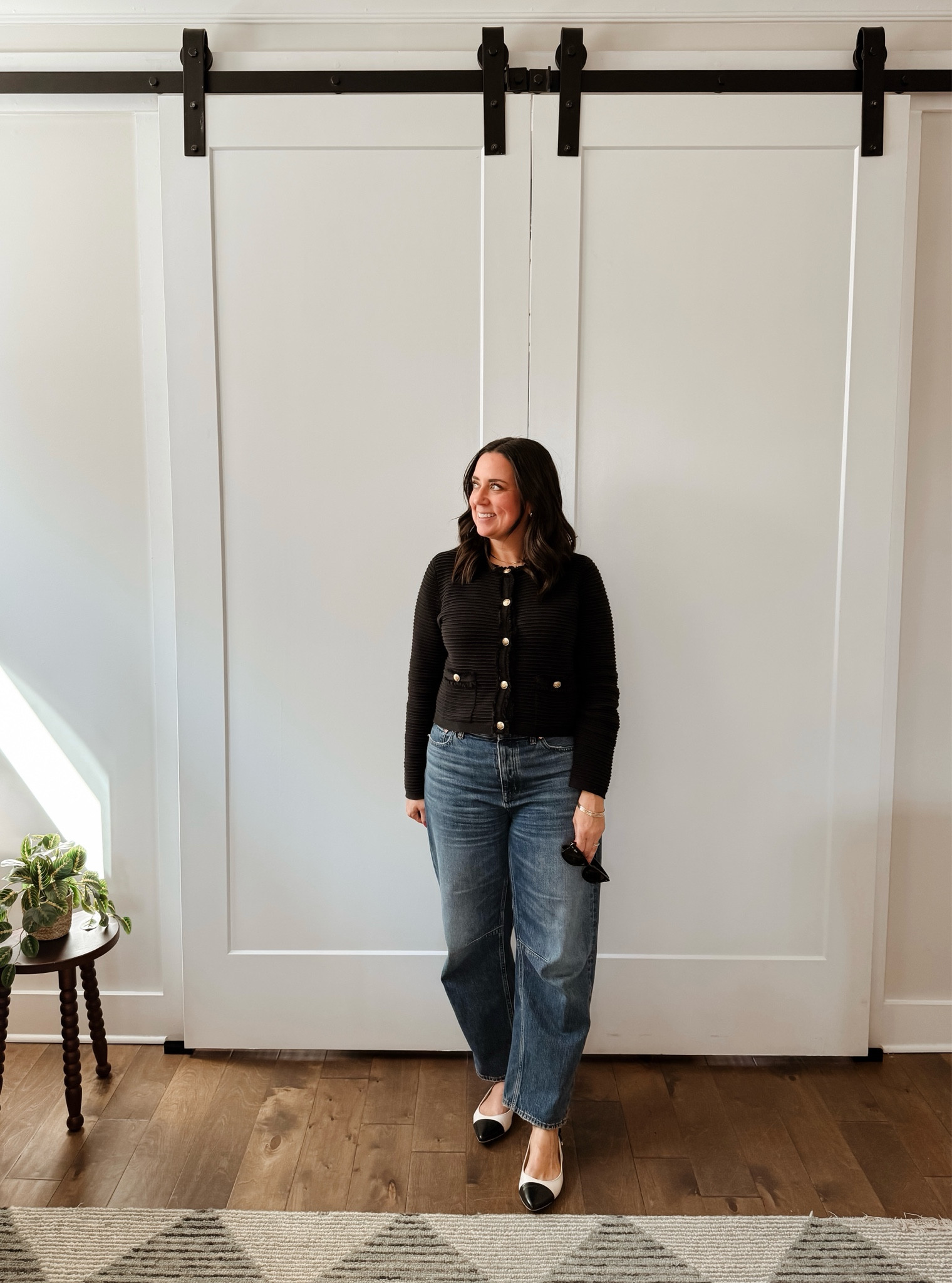 Barrel jeans and a lady jacket. Rolling into early spring ...

#LTKStyleTip