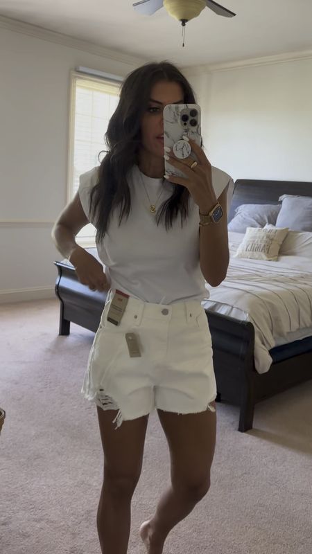 New white shorts! I sized up two sizes for this fit 

#LTKfindsunder100 #LTKstyletip #LTKSeasonal