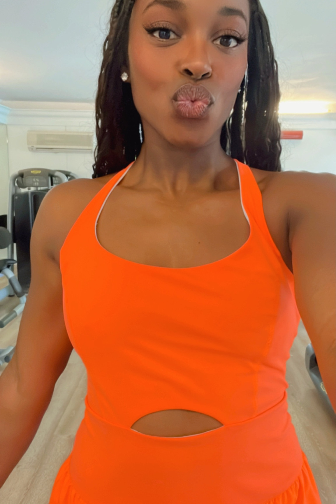 I love this cut out detail! 

#LTKFind #LTKstyletip #LTKSeasonal