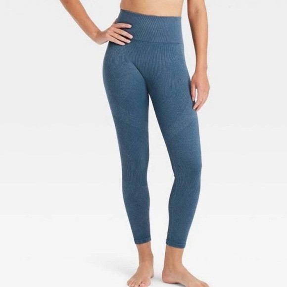JoyLab Women's High-Rise Ribbed Seamless 7/8 Leggings in Blue | Poshmark