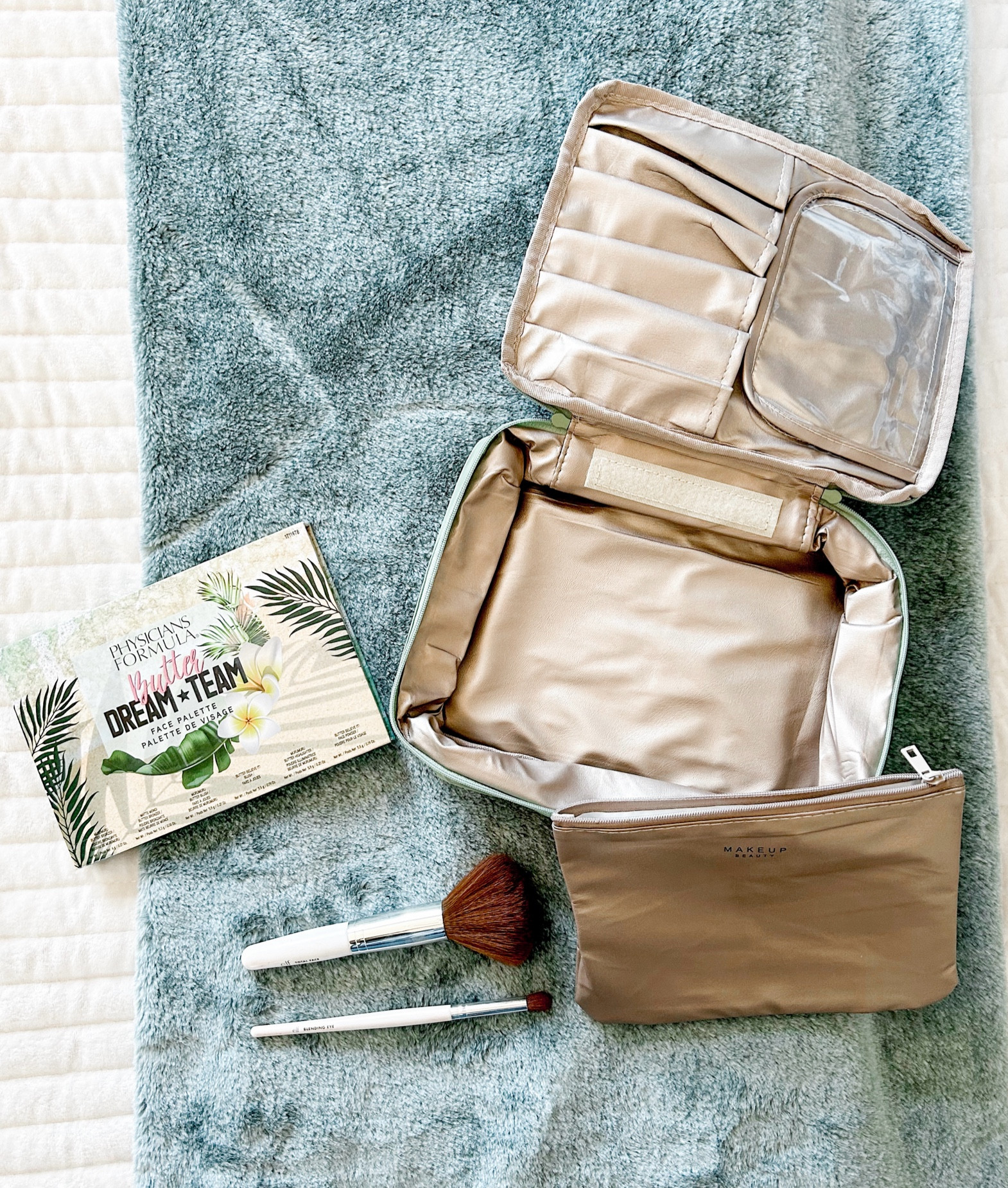 New Beauty Finds!

Amazon
Makeup bag 
Face palette
Physicians Formula Butter Dream Team
ELF Makeup brushes 
Walmart
Canadian links

#LTKfindsunder50 #LTKbeauty