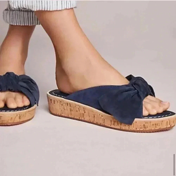 Bernardo Sandals 8 Petra Blue Knot Suede Slides | Poshmark