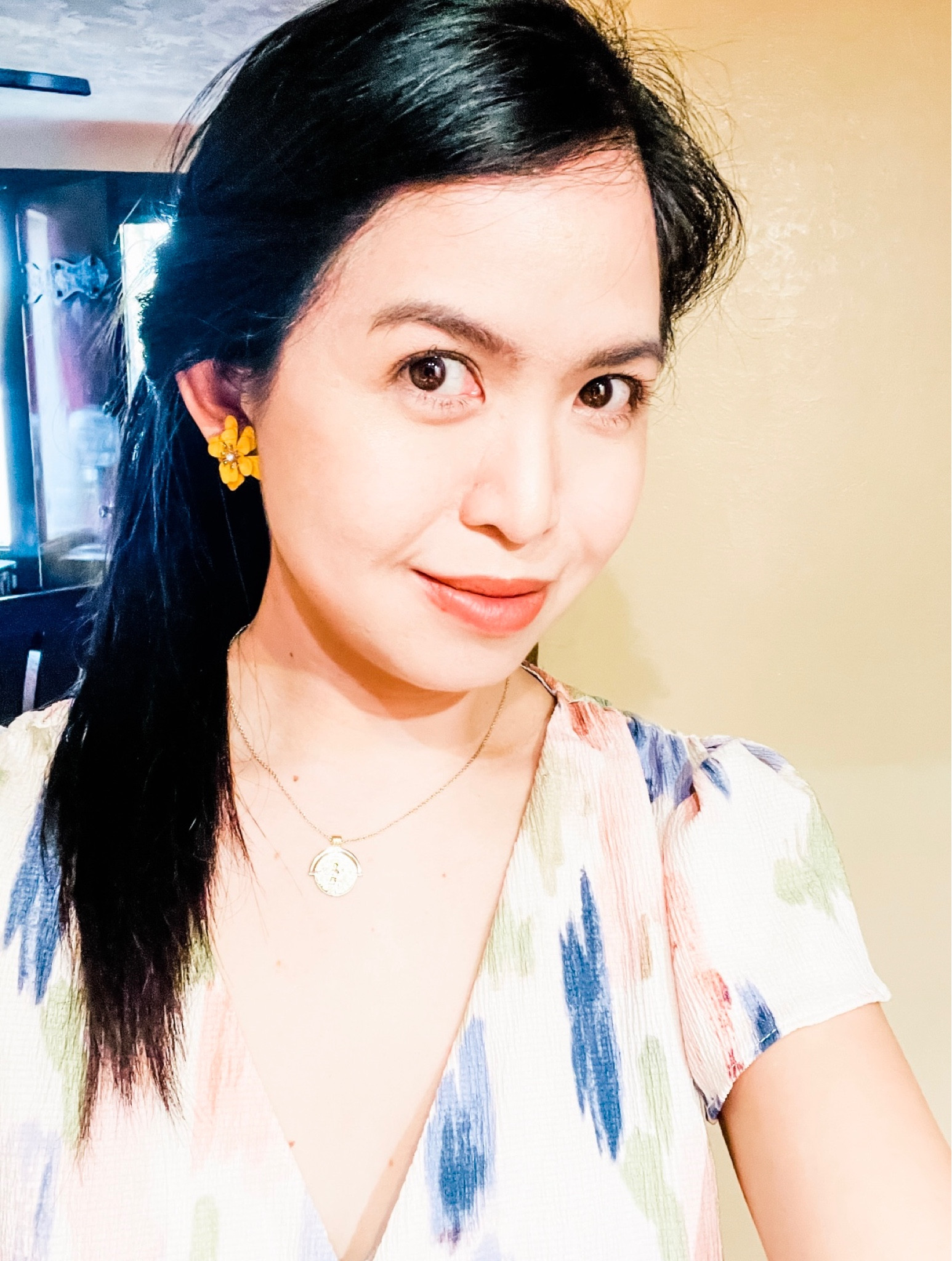 Bring out all your Spring accessories!!🤗🌸🌺🌻Super obsessed with these flower earrings (a few years old) and haven’t stopped wearing them even in the colder seasons☺️It gives me that pop of fun and makes for a great statement piece to any outfit you choose😉 Would make great wedding guest accessories! 😉Linked several super cute ones for ya’ I honestly really love them all- if only I have that many earlobes to wear all those flowers at once🌸😜 Dress is a steal at $34 such a cute print for this season😘😘 These pieces would make perfect gifts for Spring😜🌸🌸🌻🌻




#ltkgiftguide #ltkaccessories #ltkunder50 #ltkunder100 #ltkgifts #giftideas #giftsforher #budgetgifts #ltkwedding #springstyle #springaccessories #springvibes #flowers #flowerearrings

#LTKFind #LTKstyletip #LTKSeasonal