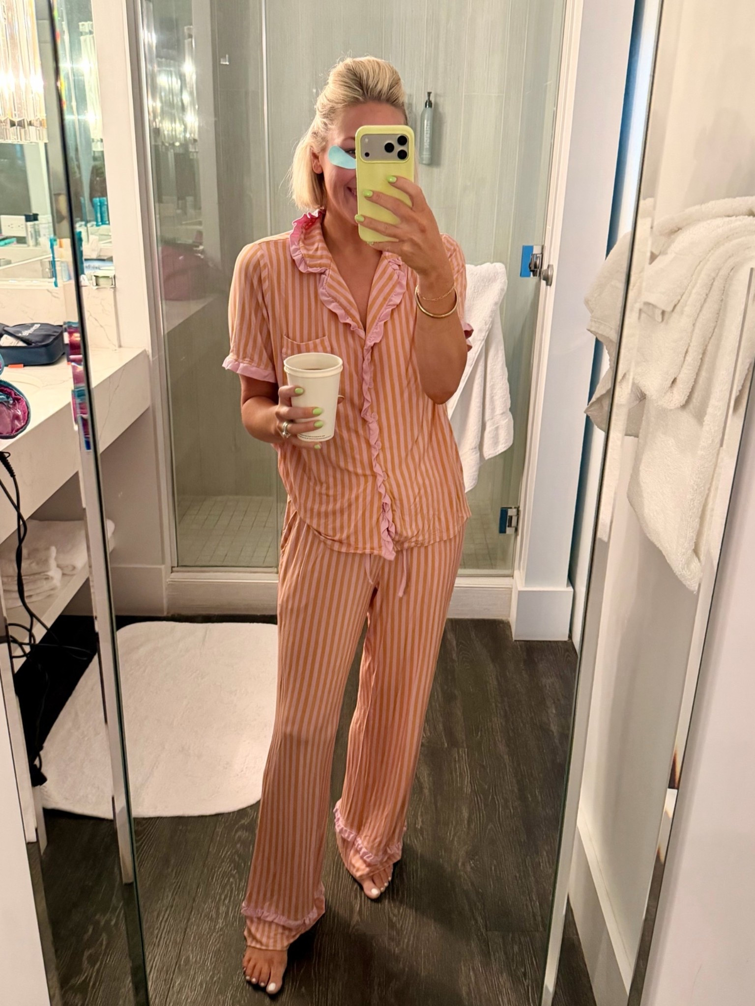 New fav summer pajamas
Wearing size medium
Use code Bobbi20 for 20% off!

#LTKSaleAlert #LTKmomlife #LTKgrwm