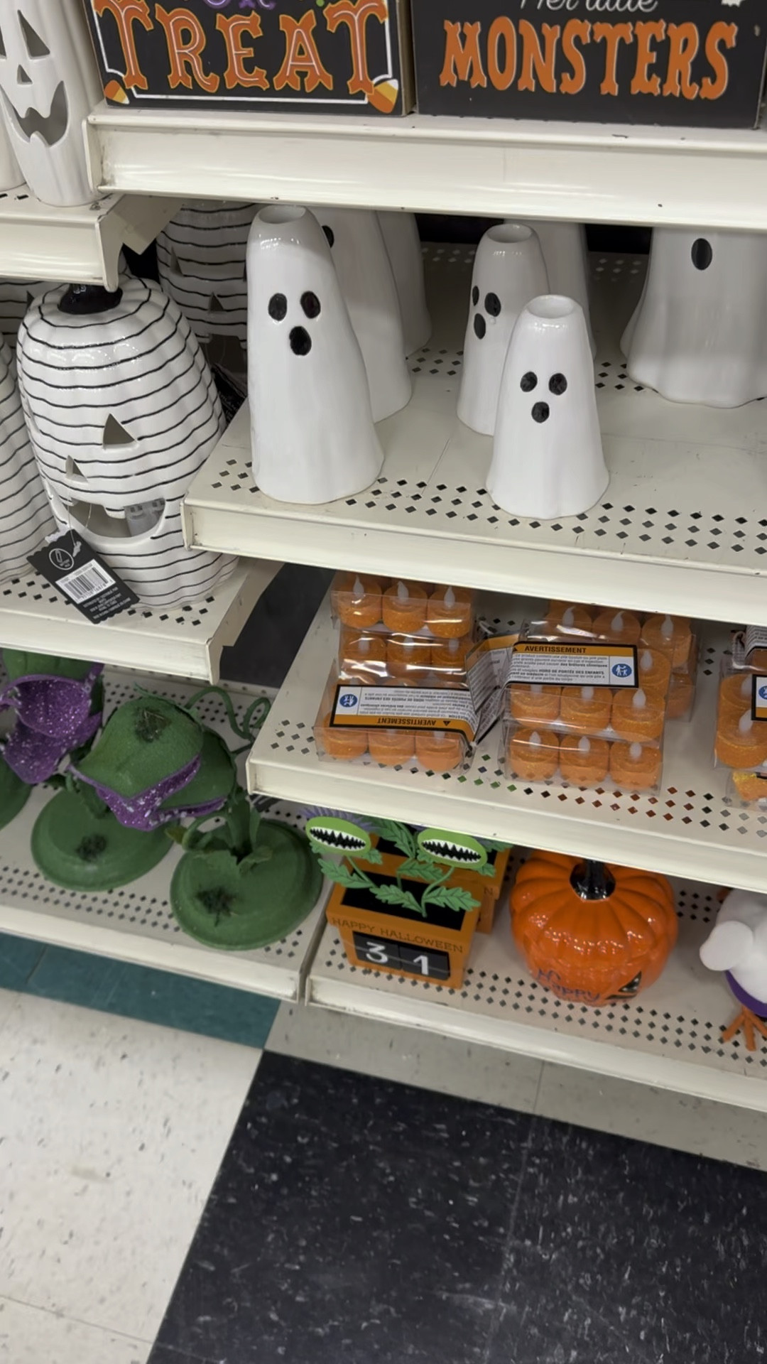 Ghost candle holders 👻 Halloween find

#LTKHome #LTKSeasonal #LTKSaleAlert