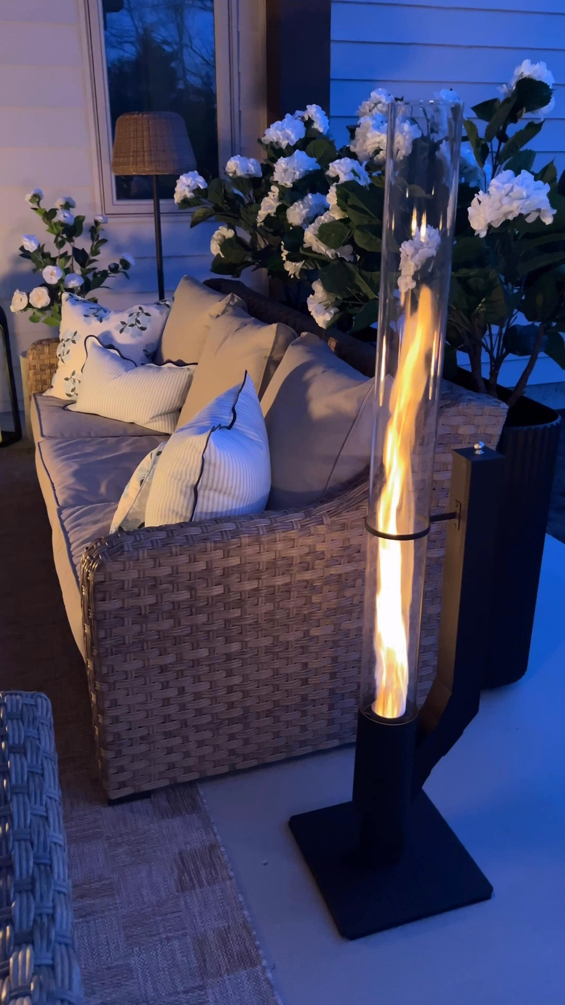 Summer outdoor patio decor! 

Patio decor styling
Summer patio refresh
Cozy outdoor seating
Summer patio fire pit
Patio seating ideas
Patio refresh

#LTKSeasonal