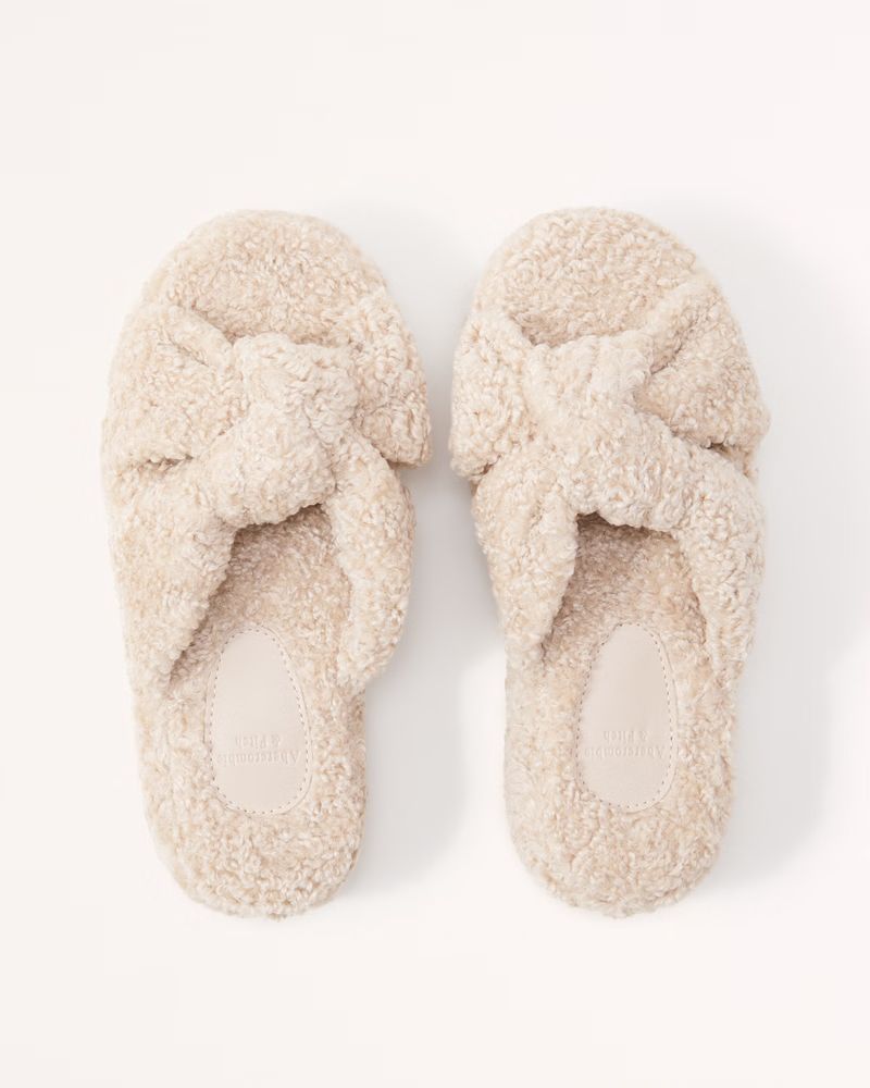 Abercrombie & Fitch Women's Sherpa Slippers in Cream - Size 9 | Abercrombie & Fitch (US)