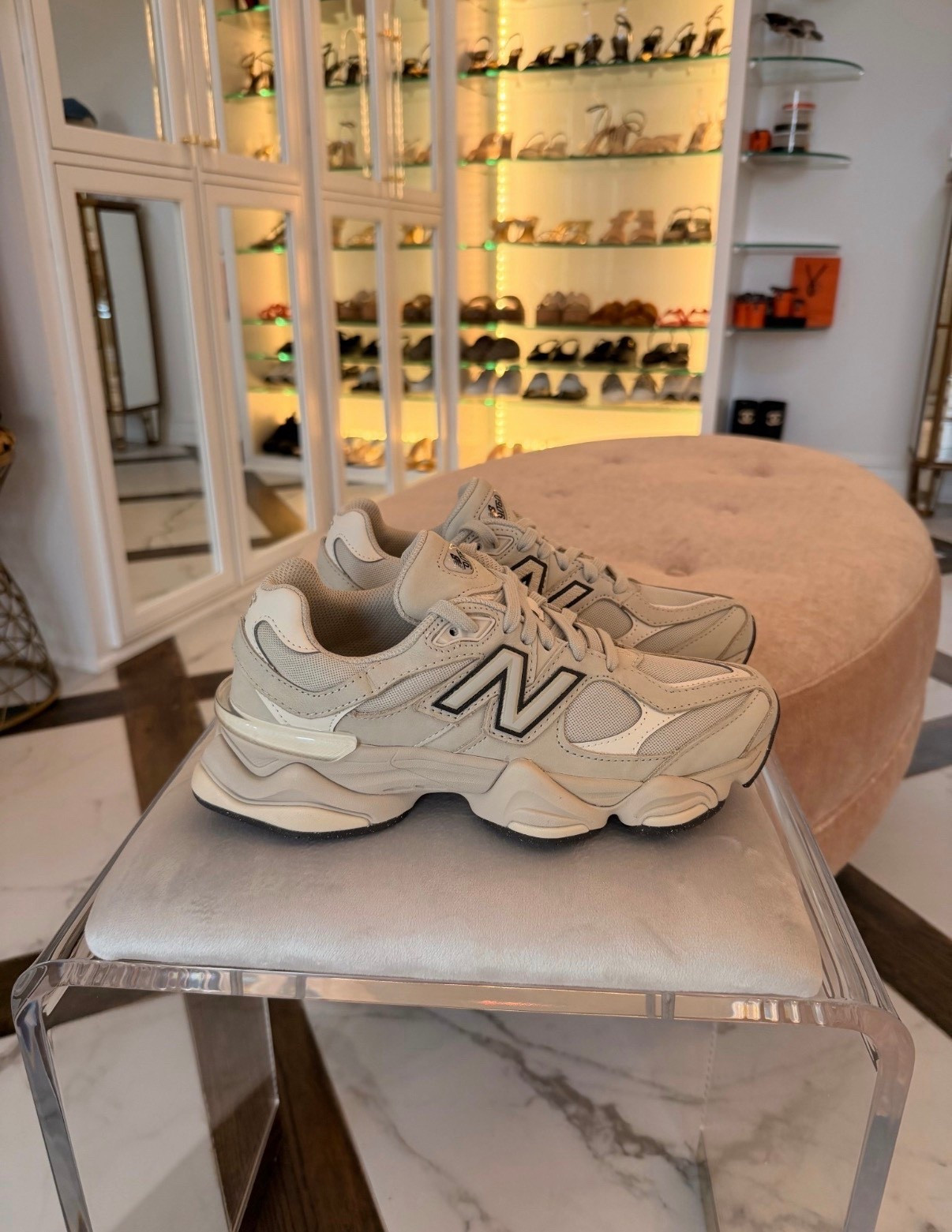 New Balance 9060 Sneakers! Grey/ Beige! 

New Balance, Sneakers, Spring Outfits, Spring Outfits 2026, New Balance 9060s, Shopbop, Emily Ann Gemma 

#LTKdayinmylife #LTKSeasonal #LTKootd