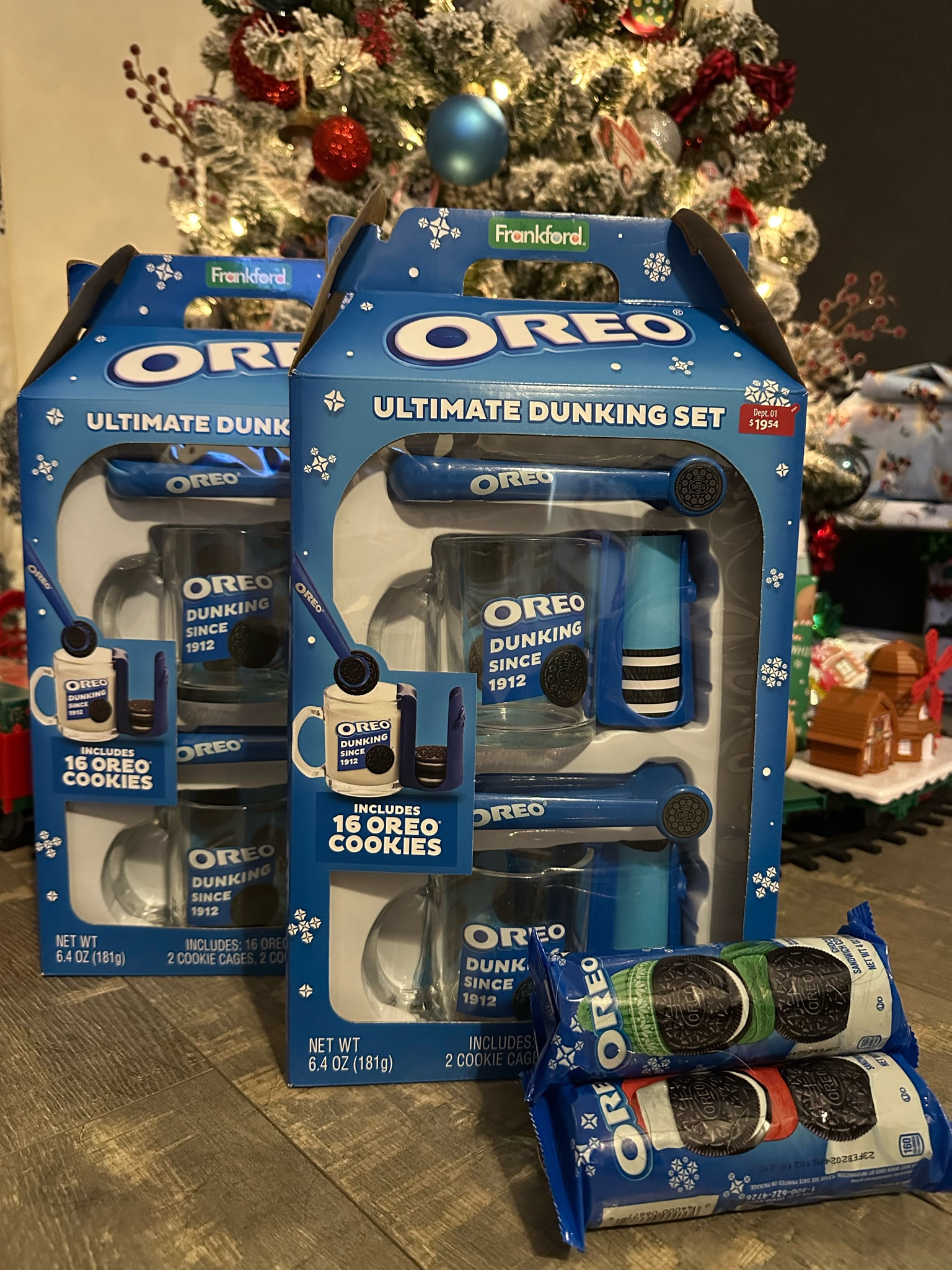 The cutest little gift idea, I am so obsessed with this Oreo cookie dunking set 

#LTKGiftGuide #LTKHoliday